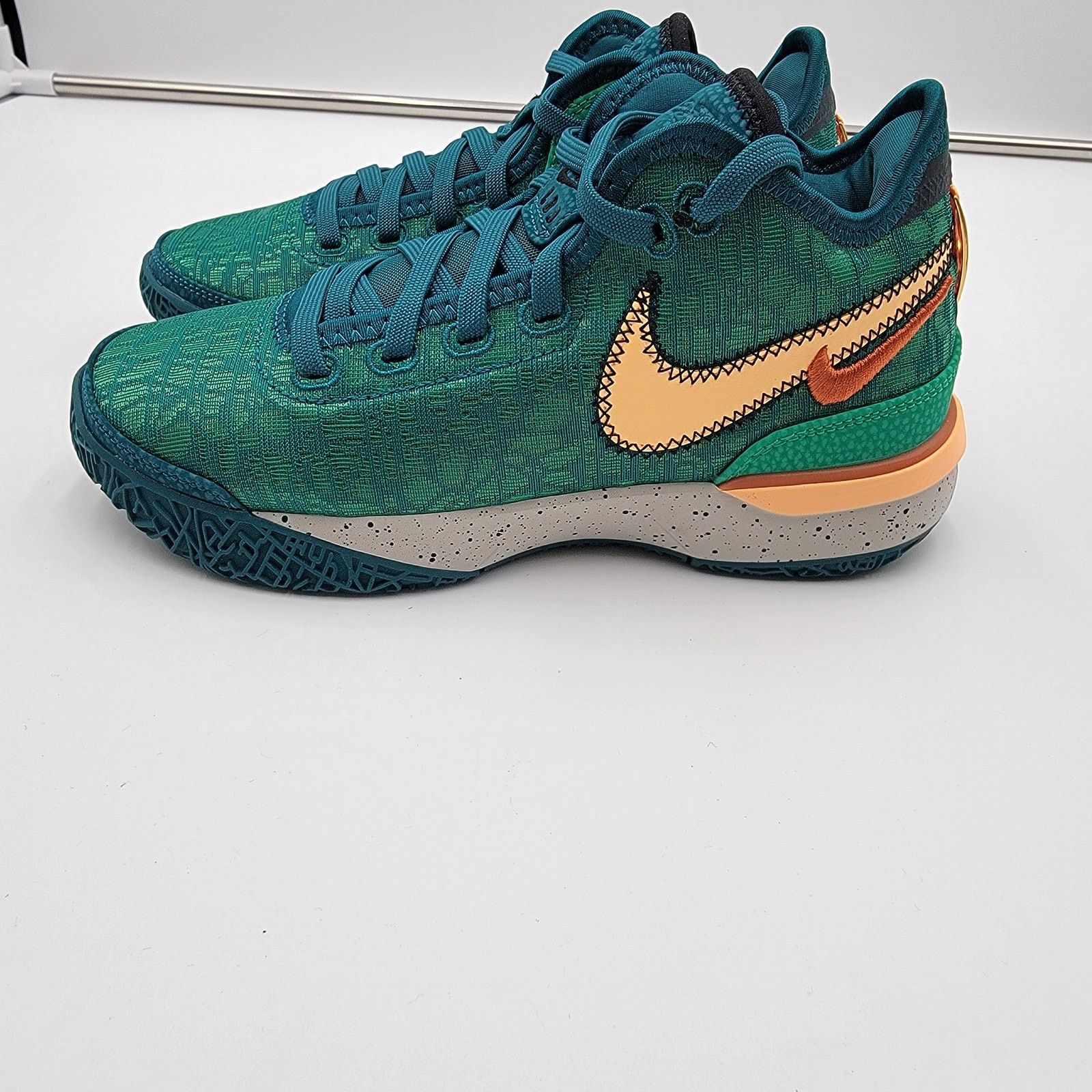 Nike Nike Zoom LeBron NXXT Gen 'Geode Teal' Sz 4M DR8784-301 Size US 5.5 / IT 35.5 - 2 Thumbnail