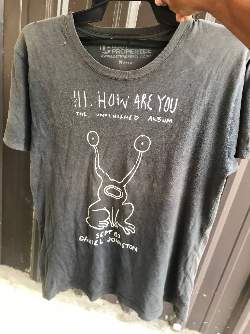 Band Tees Daniel Johnston - Hi, How Are You? Distressed Faded Tee Size US S / EU 44-46 / 1 - 1 Thumbnail
