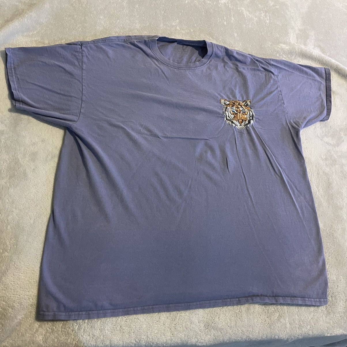 Fruit Of The Loom Lion Shirt Men 2XL Purple Workout Streetwear Crew Neck Tee Size US XXL / EU 58 / 5 - 2 Thumbnail