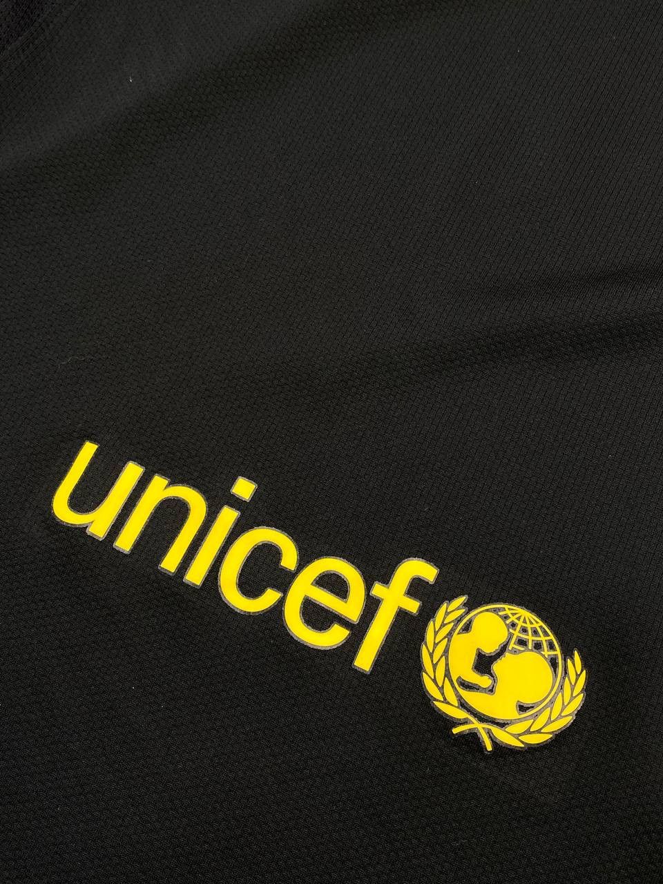 Nike Nike FC Barcelona 2011/2012 Football Away Kids Jersey Size US XXS / EU 40 - 8 Thumbnail