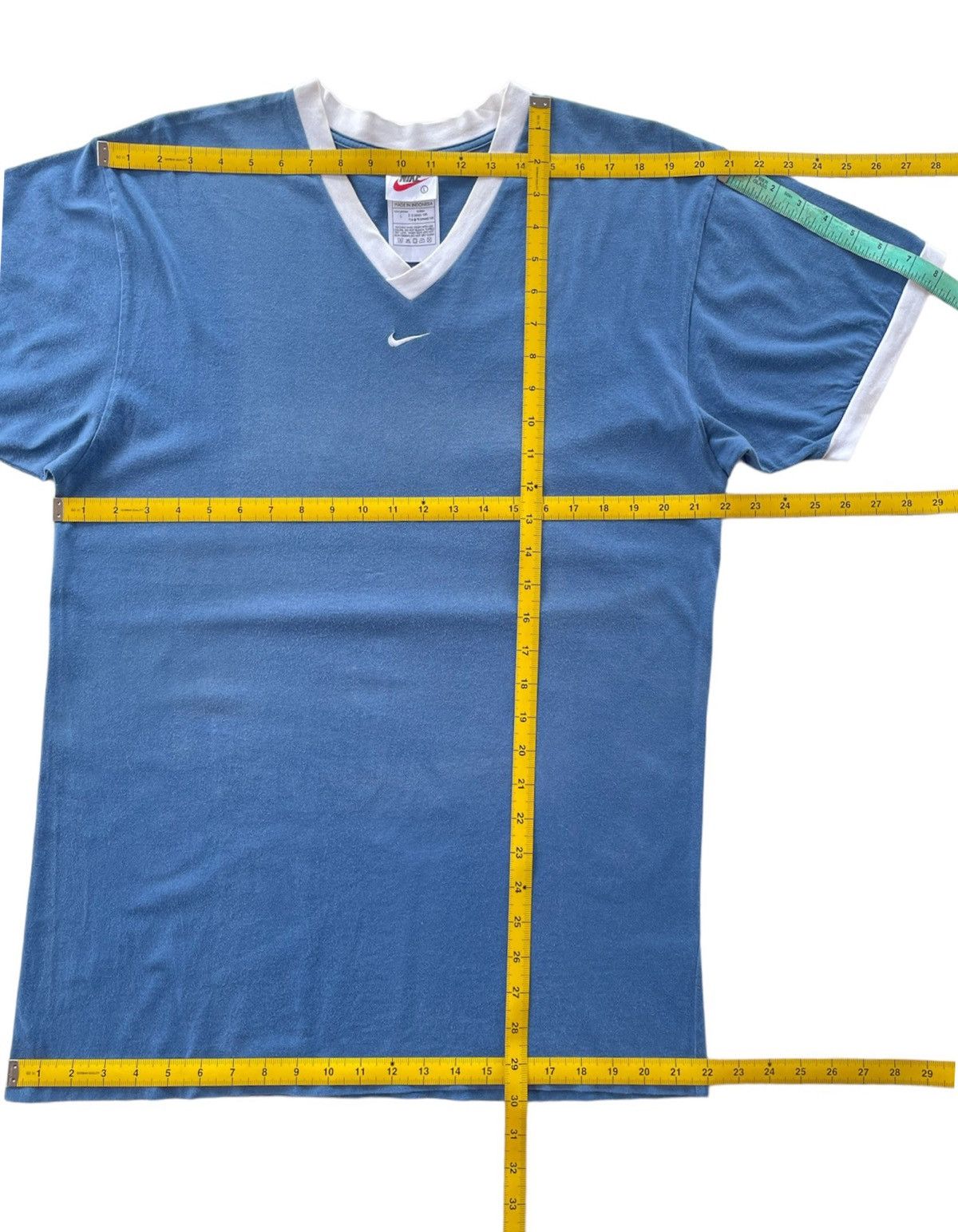 Nike VINTAGE NIKE CENTER V-NECK Size US L / EU 52-54 / 3 - 7 Thumbnail