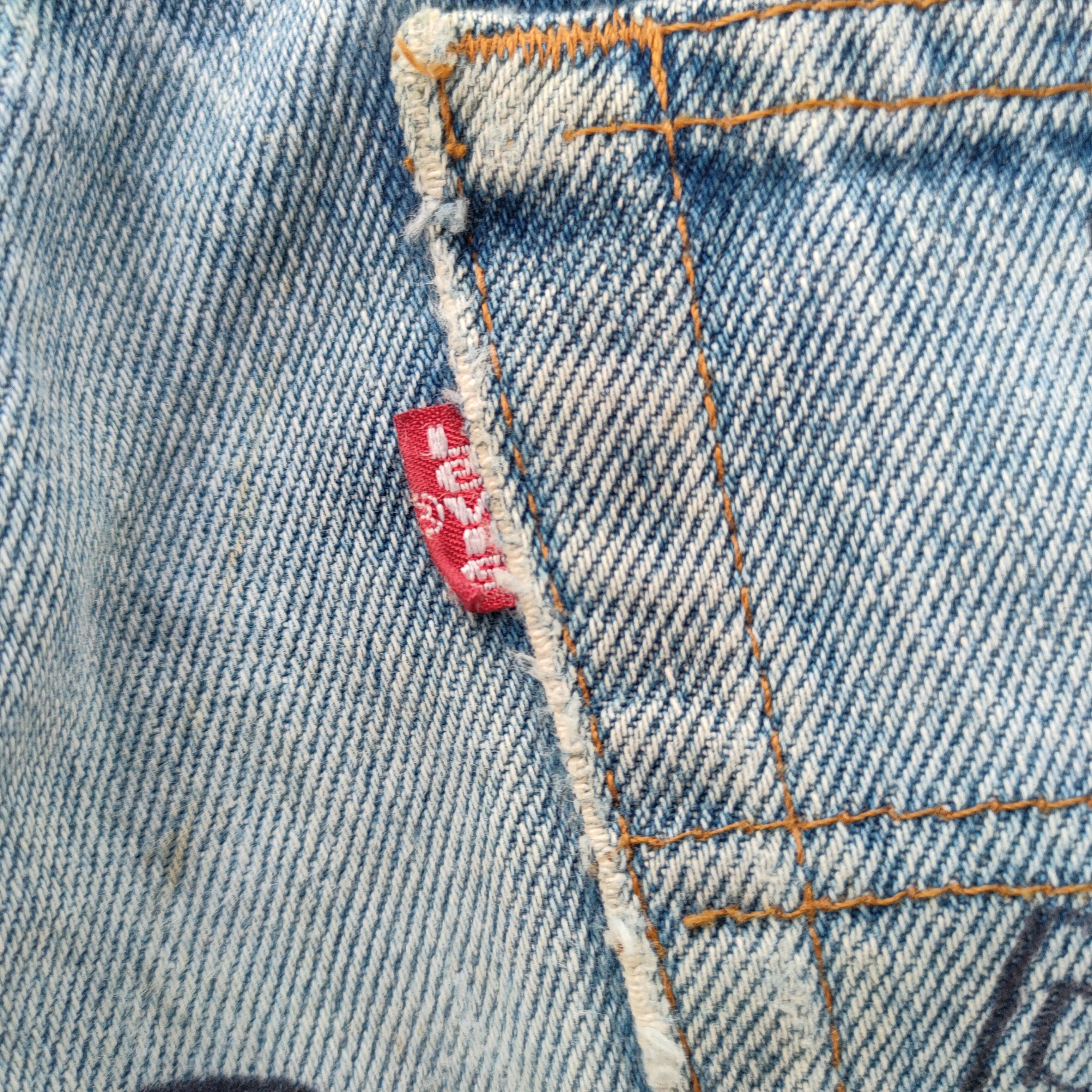 Levi's Vintage Clothing VINTAGE LEVI'S 501 BUTTON FLY JEANS RIPPED NAME BAND Size US 30 / EU 46 - 12 Thumbnail