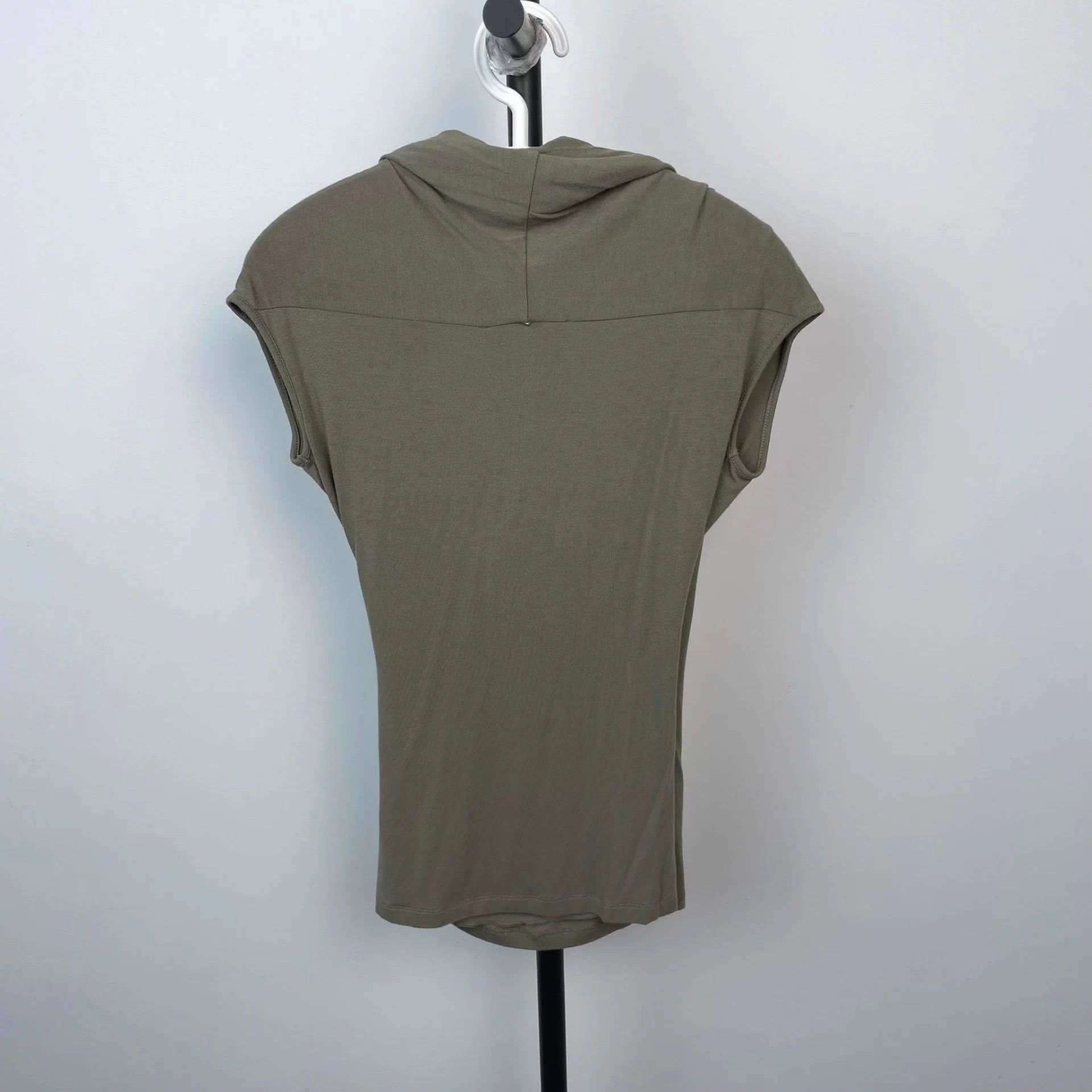 Max Mara MaxMara Deep V-neck short-sleeve 170 Size M / US 6-8 / IT 42-44 - 2 Thumbnail