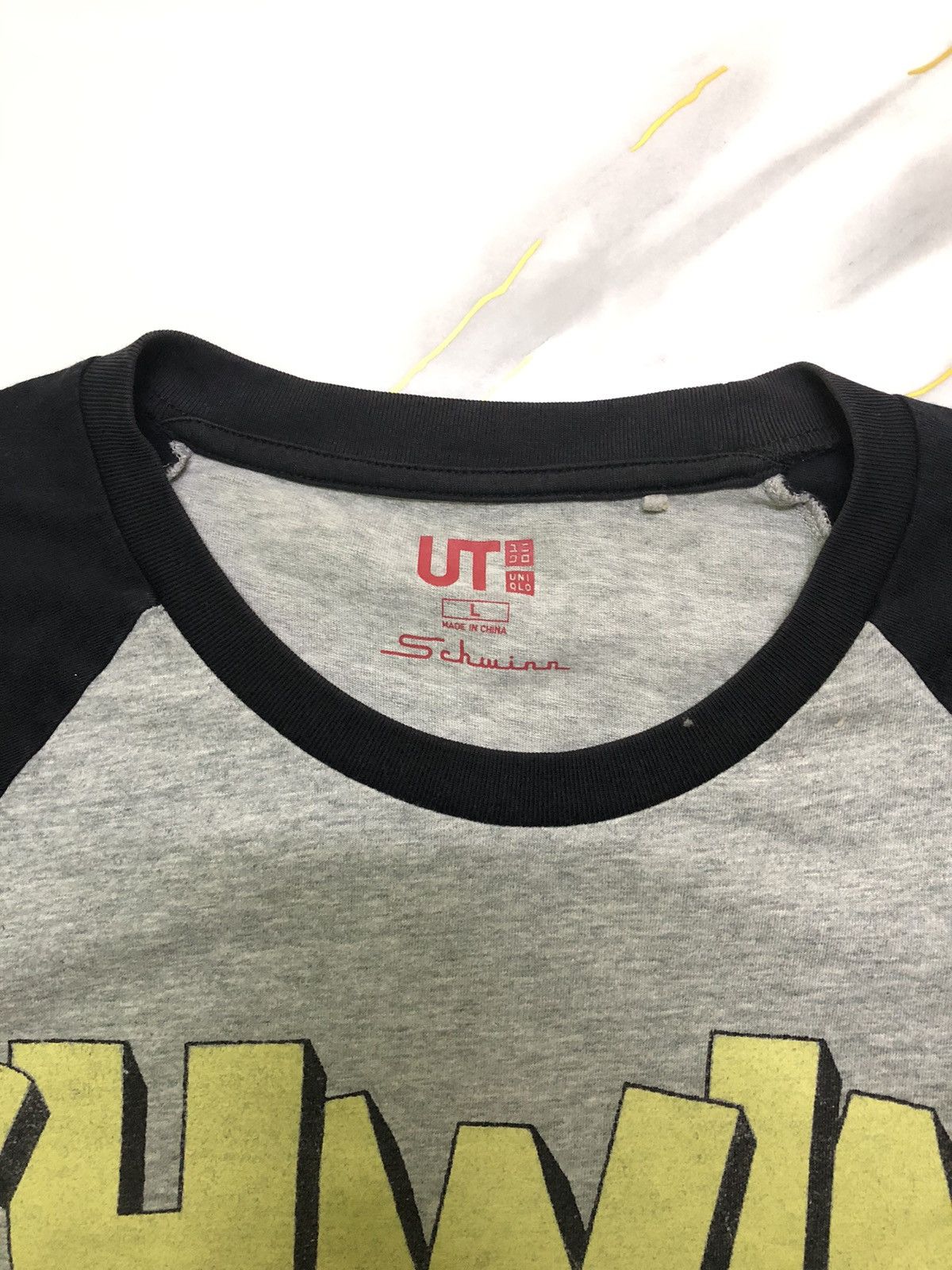 Uniqlo Schwinn X Uniqlo T-Shirt Size US L / EU 52-54 / 3 - 5 Thumbnail