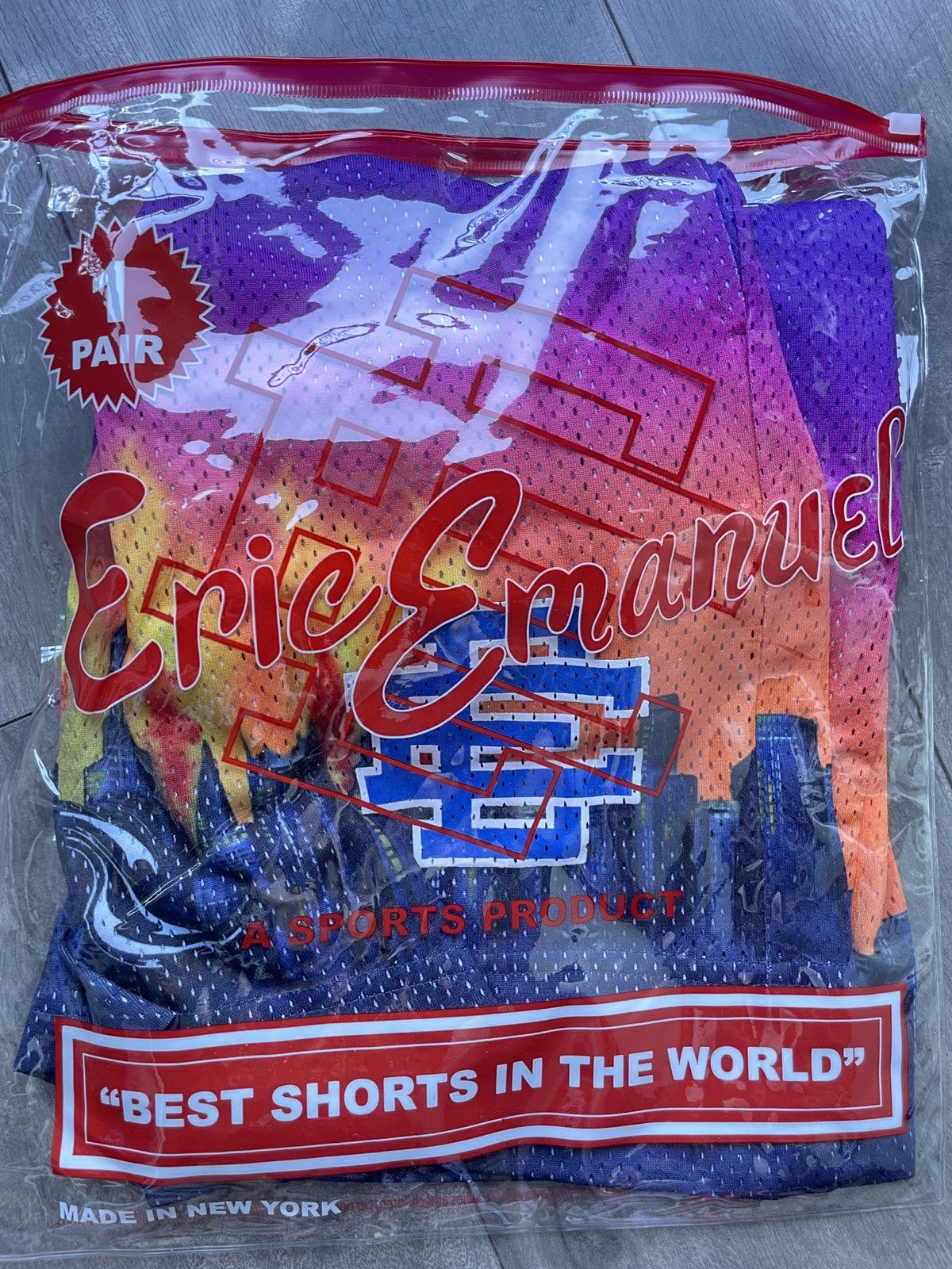 Eric Emanuel × Warren Lotas New L Lotas Eric Emanuel reaper NYC burn skyline shorts Size US 34 / EU 50 - 2 Thumbnail