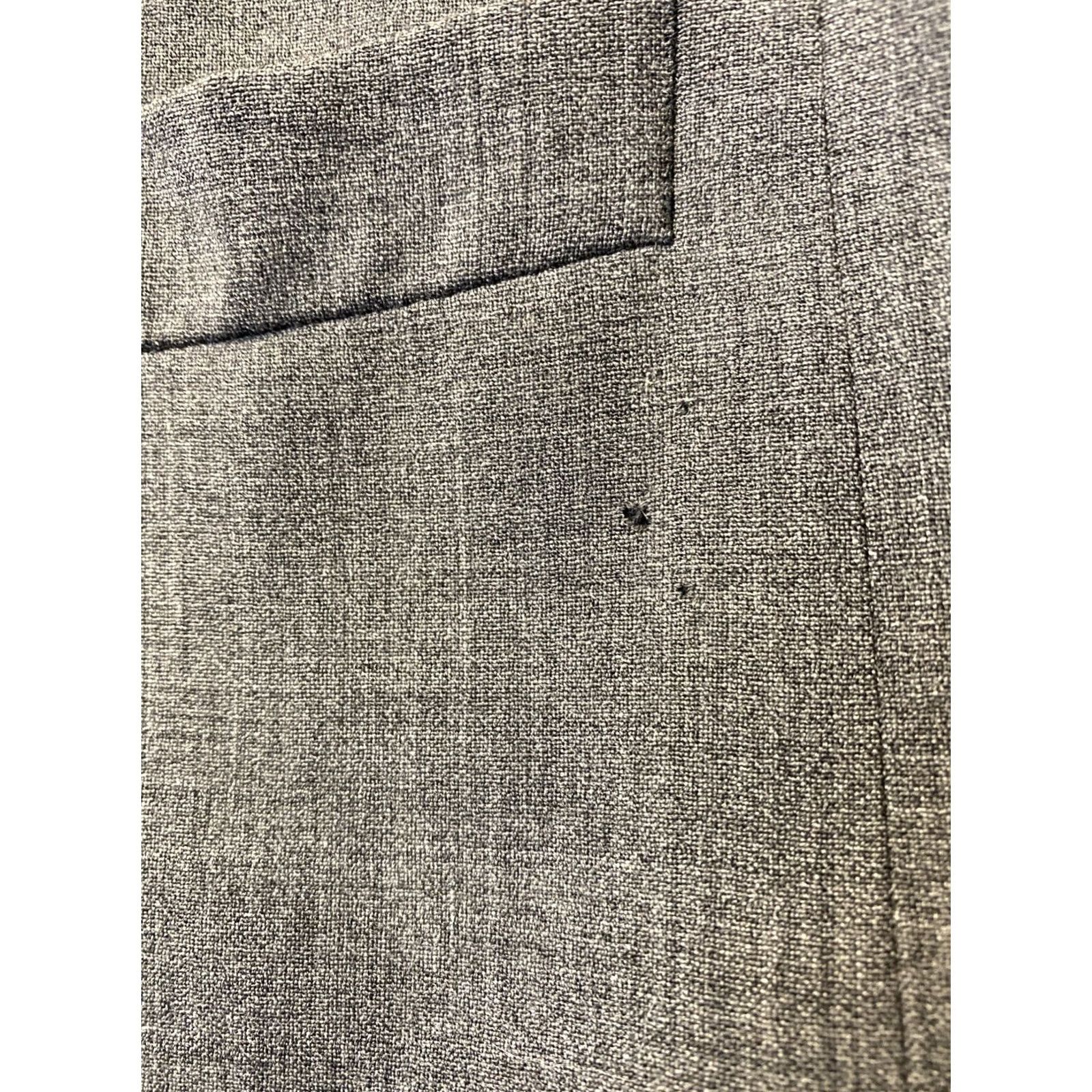 Hugo Boss HUGO BOSS Men's Wool Vest Waistcoat XL Gray Wool Waistcoat Mens 0694 Size US XL / EU 56 / 4 - 3 Thumbnail