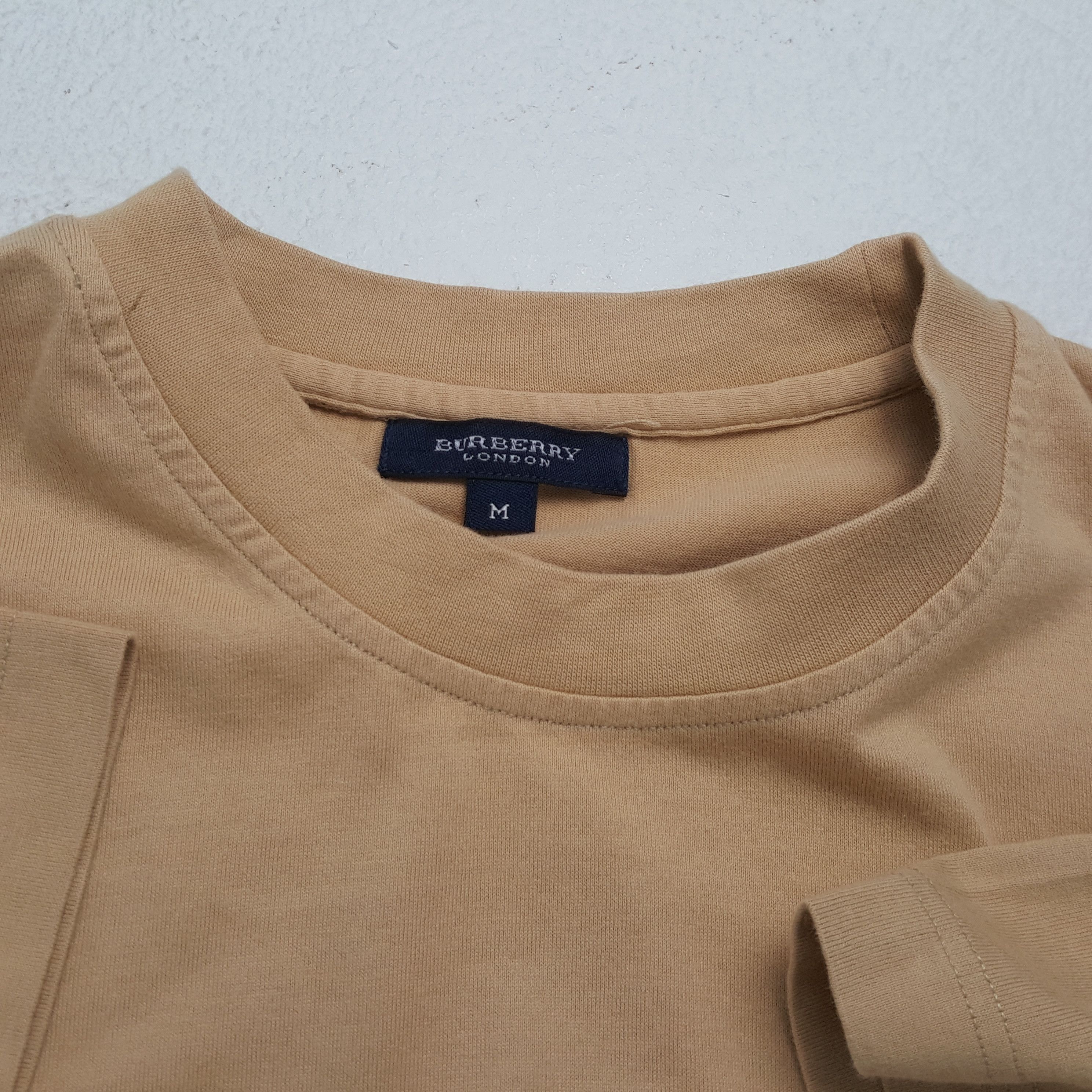 Burberry × Vintage Vintage BURBERRY LONDON Luxury Fashion Brand T-Shirts Size US M / EU 48-50 / 2 - 6 Thumbnail