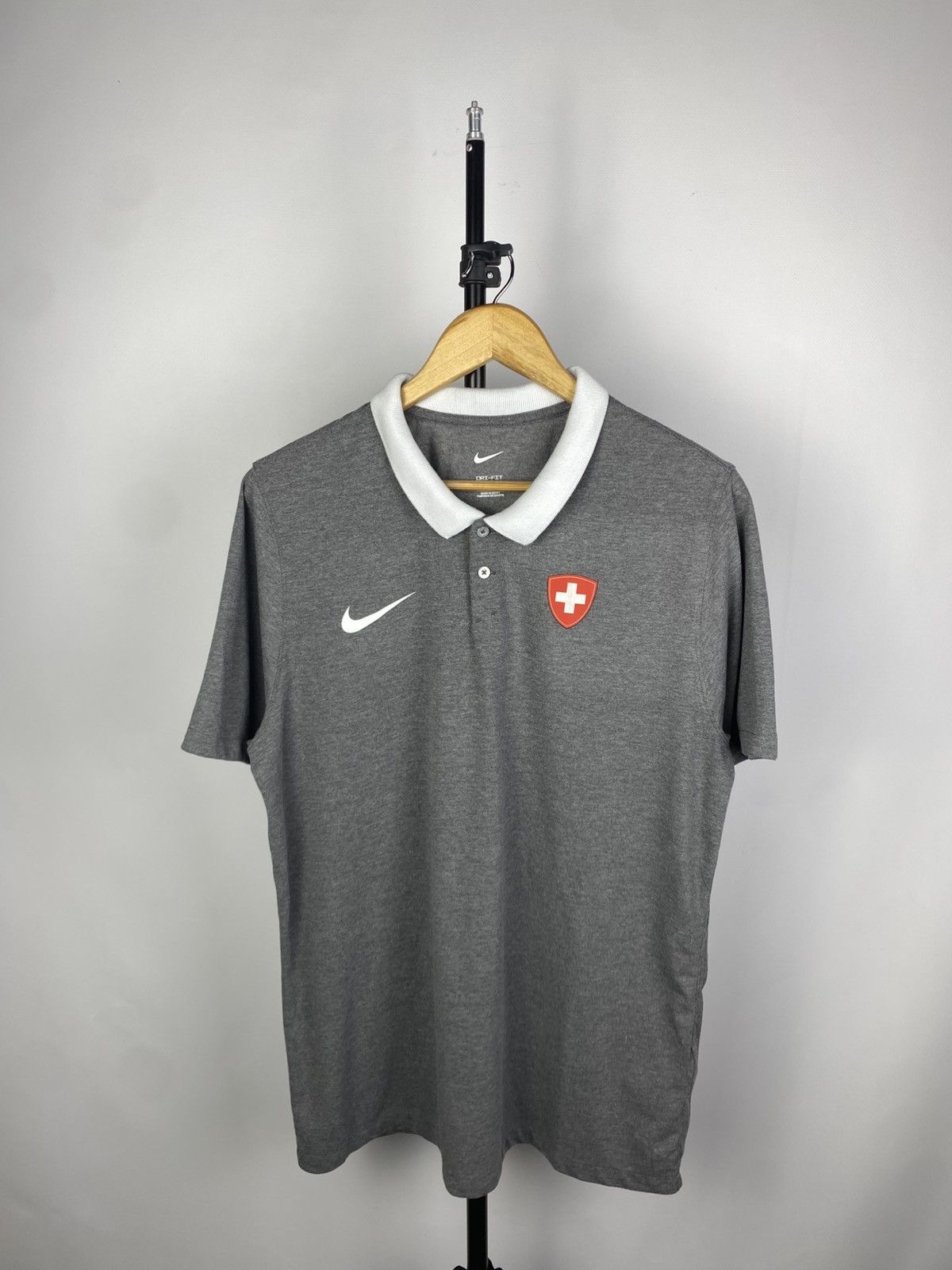 Nike × Vintage 00s Nike Suisse FIFA Soccer Jersey Polo T-Shirt y2k Size US L / EU 52-54 / 3 - 1 Thumbnail
