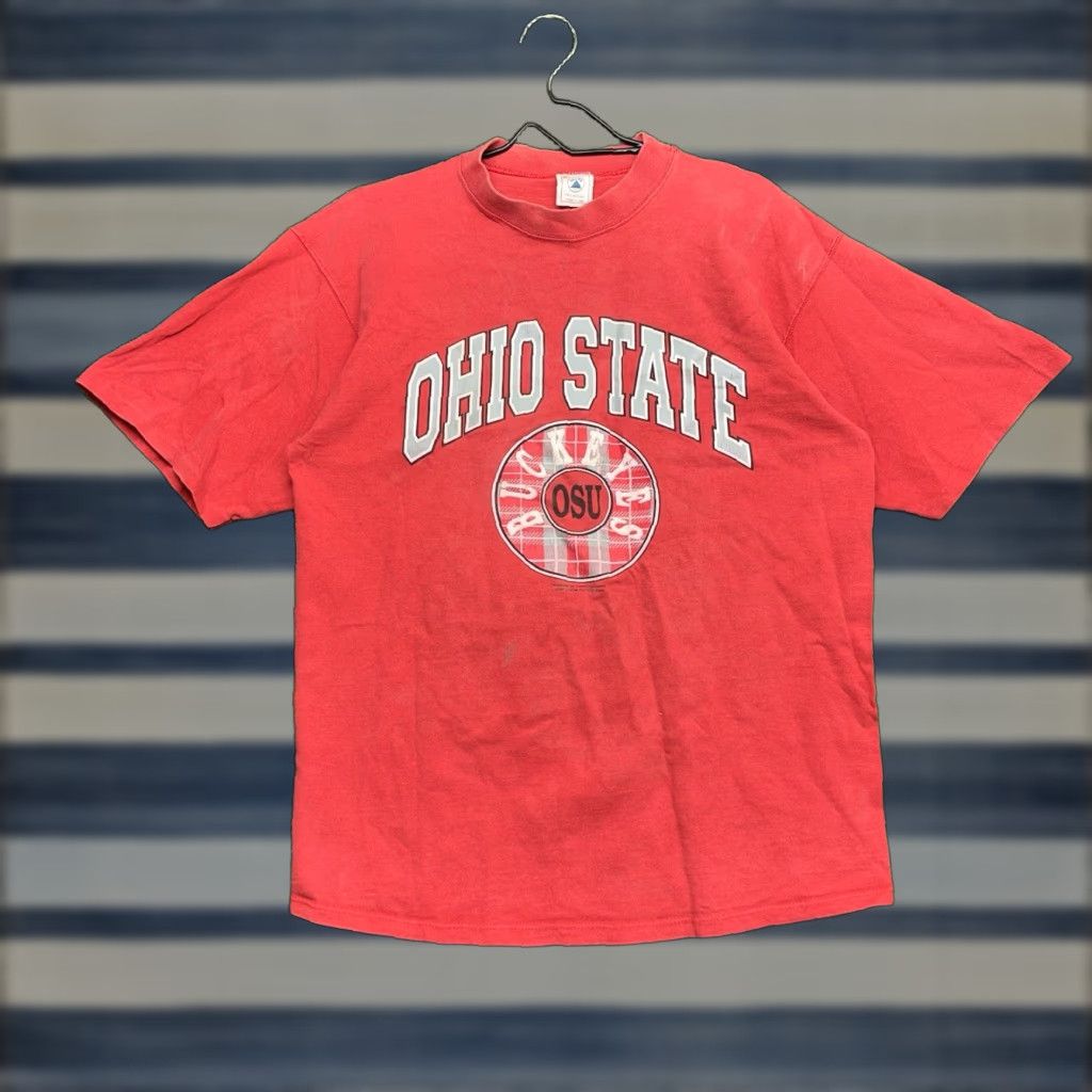 Vintage VINTAGE American Vintage Ohio State Shirt Mens XL 90s 1997 Buckeyes OSU Crew Neck Short Sleeve Cotton Red Logo Puffy Print T-Shirt Mens Size US XL / EU 56 / 4 - 1 Thumbnail