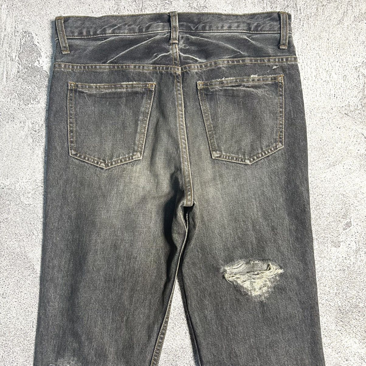 RIPVANWINKLE RIPVANWINKLE Crazy Disstressed Flared Denim Size US 31 - 20 Thumbnail