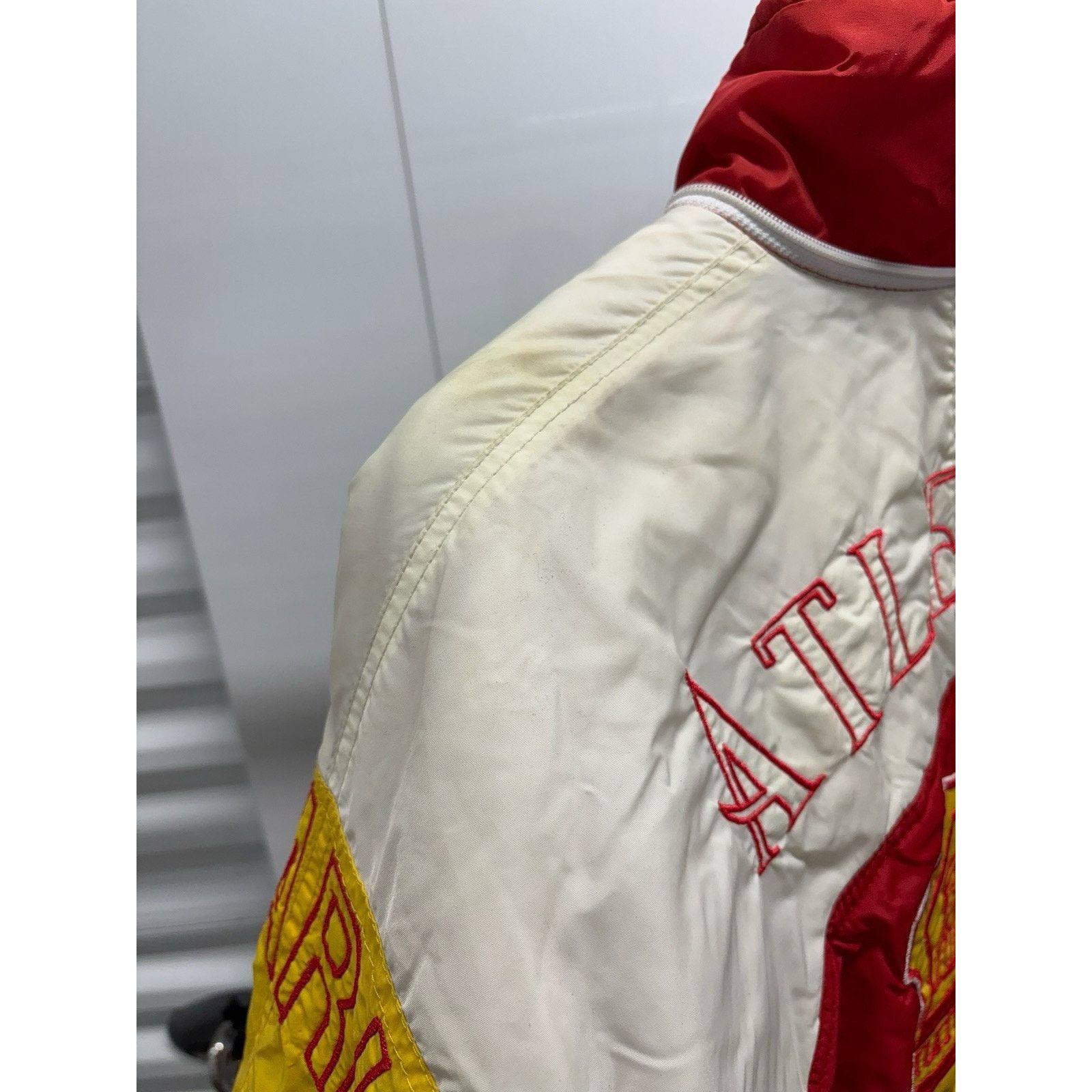 Vintage Vintage Atletico Morelia Canarios Puffer Jacket Size 42 Size US L / EU 52-54 / 3 - 5 Thumbnail