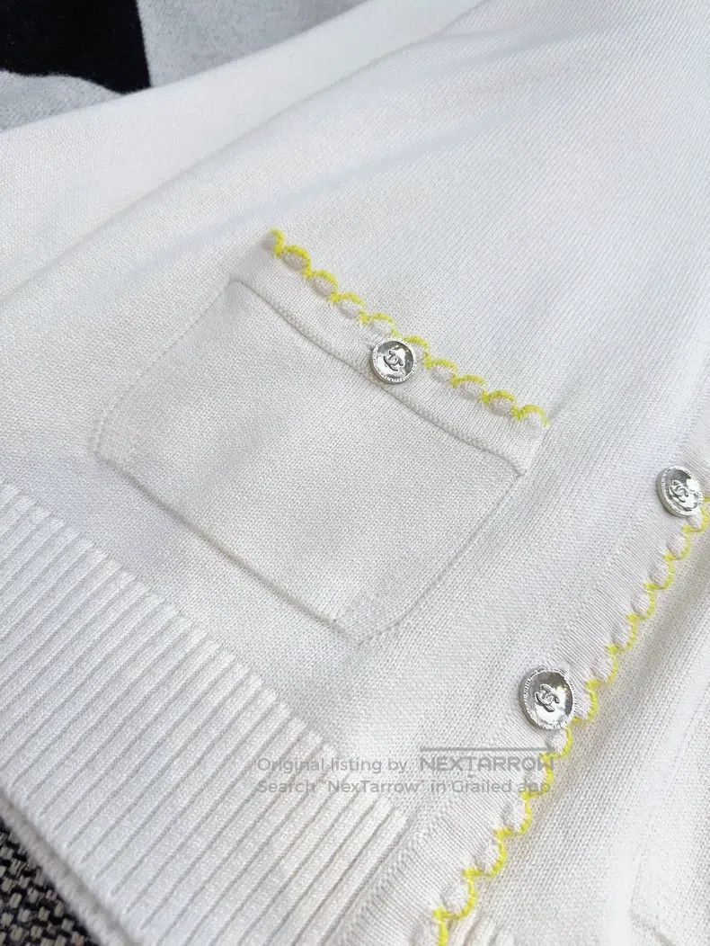 Other Chanel 25c yellow wavy lace beige cashmere knitted cardiga Size S / US 4 / IT 40 - 5 Thumbnail