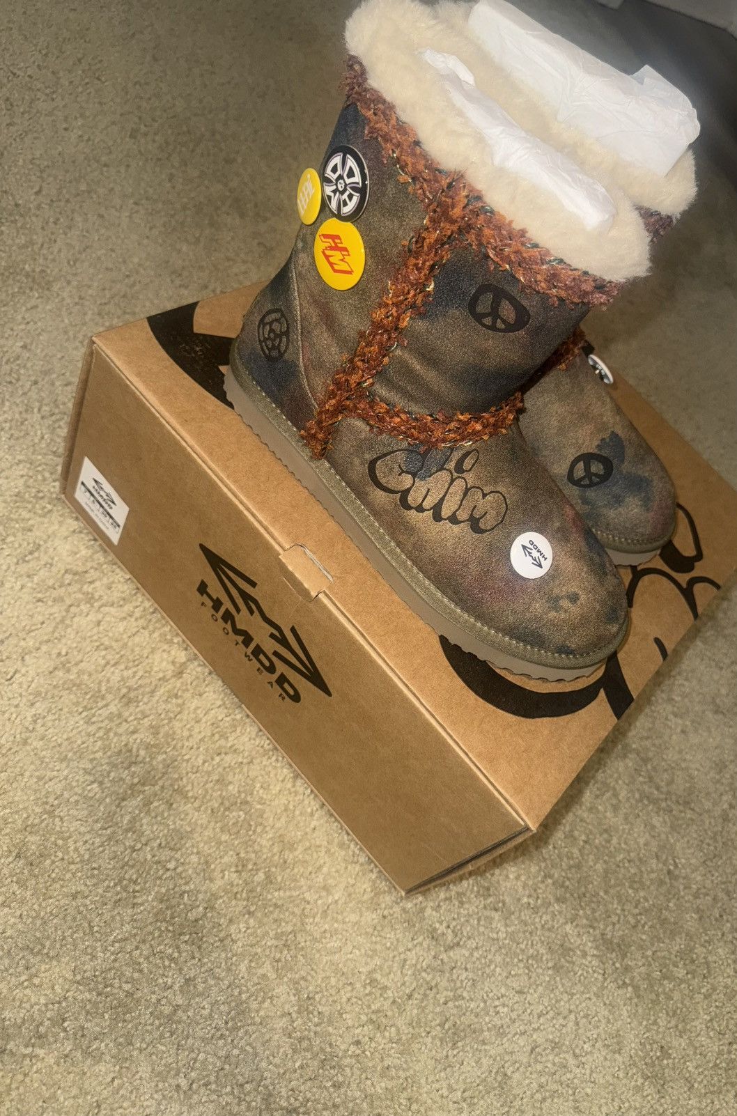 HMDD HMDD UGG Chanel Inspired Boot Size US 7 / EU 40 - 2 Thumbnail