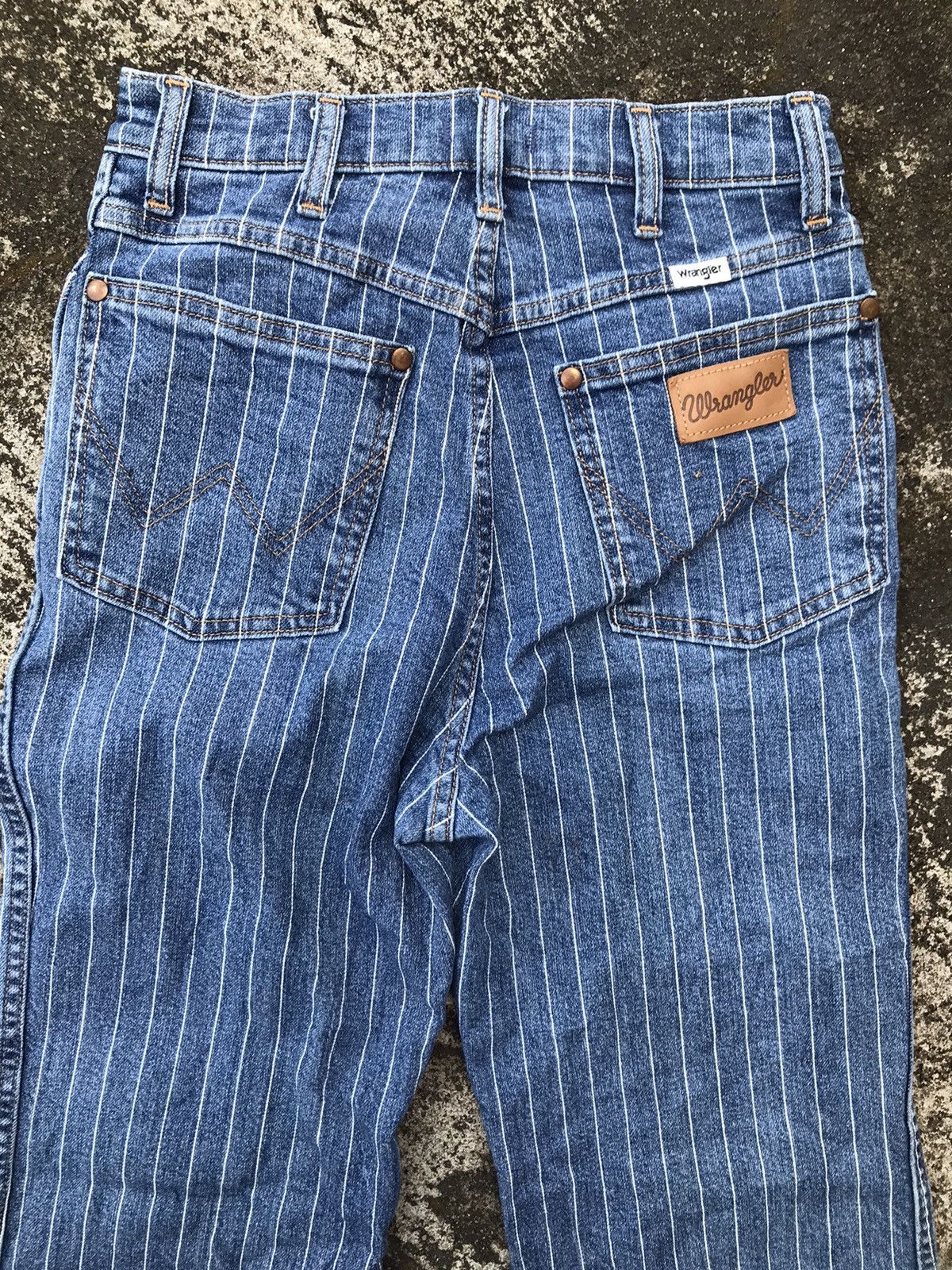 Wrangler Wrangler Flare Bellbottom Size US 26 / EU 42 - 6 Thumbnail