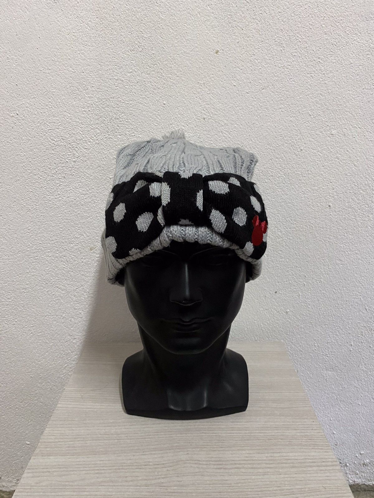 Disney × Mickey Mouse Disney Minnie Mouse Big Ribbon Beanie Hat Size ONE SIZE - 2 Thumbnail