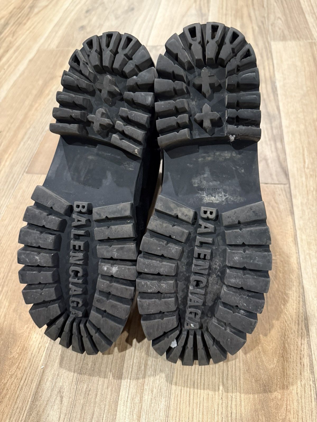 Balenciaga Balenciaga Distressed Strike Boots 44 Size US 11 / EU 44 - 7 Thumbnail