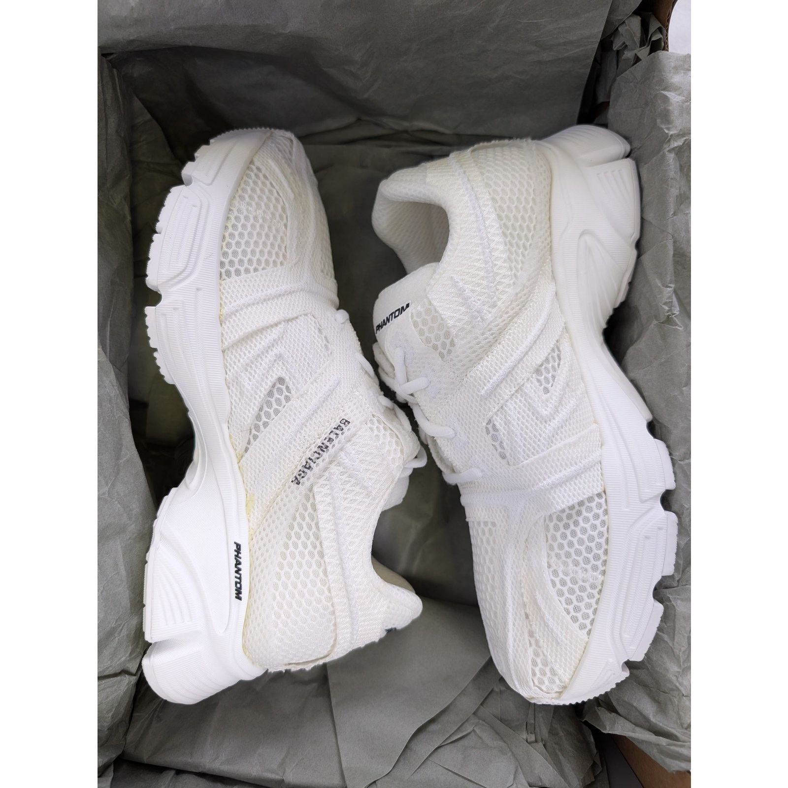 Balenciaga o1rshd1 Phantom Sneakers in White Size US 7 / EU 40 - 16 Thumbnail