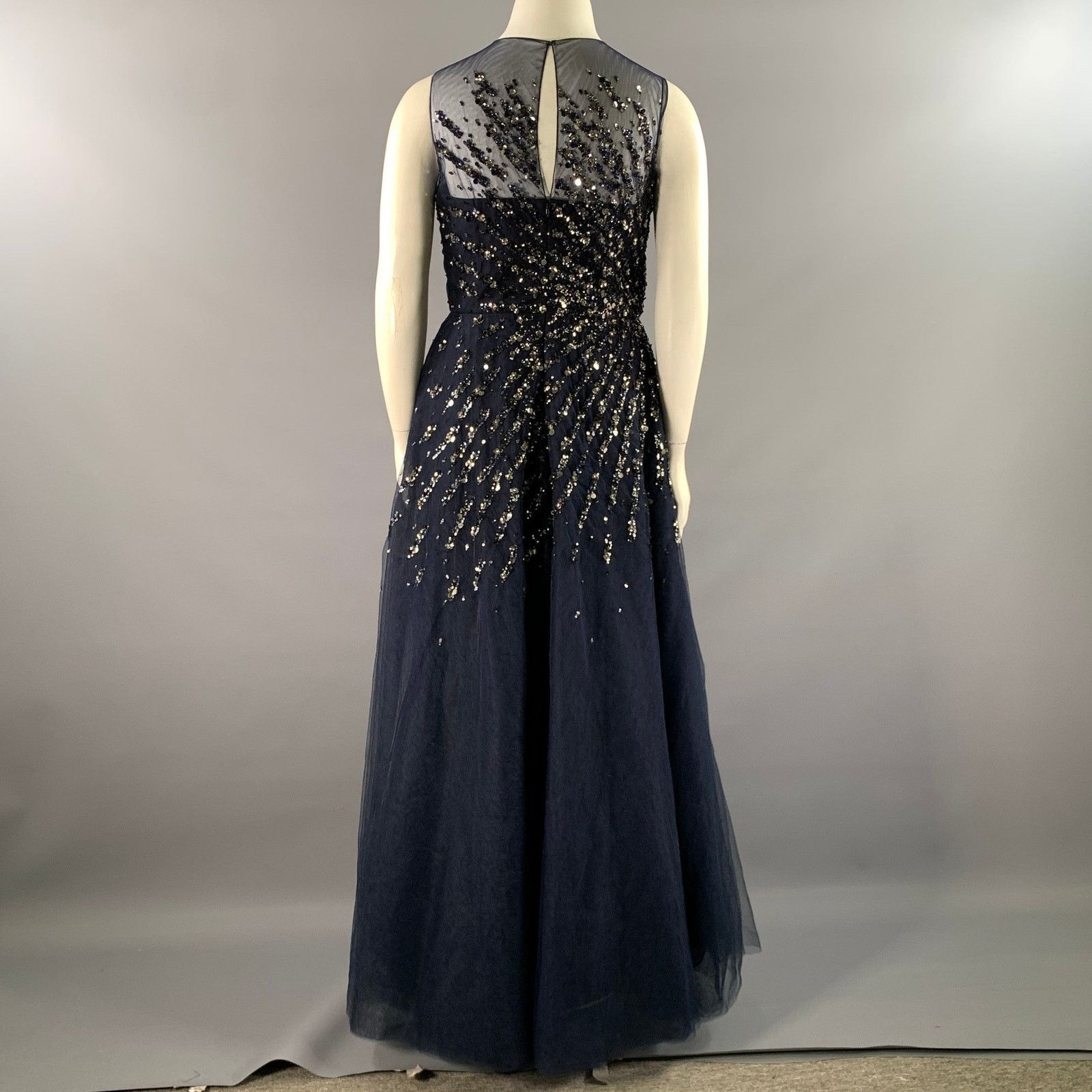 Carolina Herrera CAROLINA HERRERA Size 14 Navy Silver Nylon A-Line Long Gown Size XL / US 12-14 / IT 48-50 - 5 Thumbnail