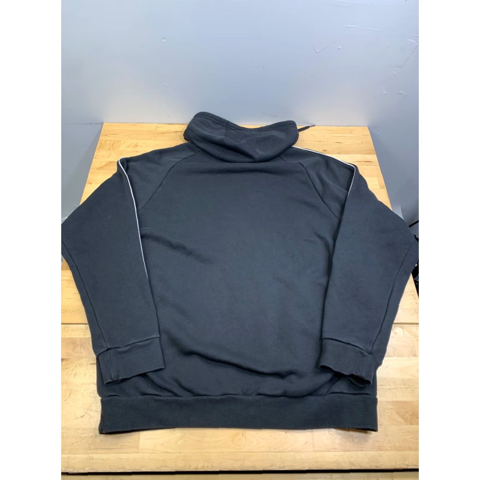 Adidas Adidas Hoodie Mens XL Black Pullover Regular Fit Fleece Size US XL / EU 56 / 4 - 6 Thumbnail