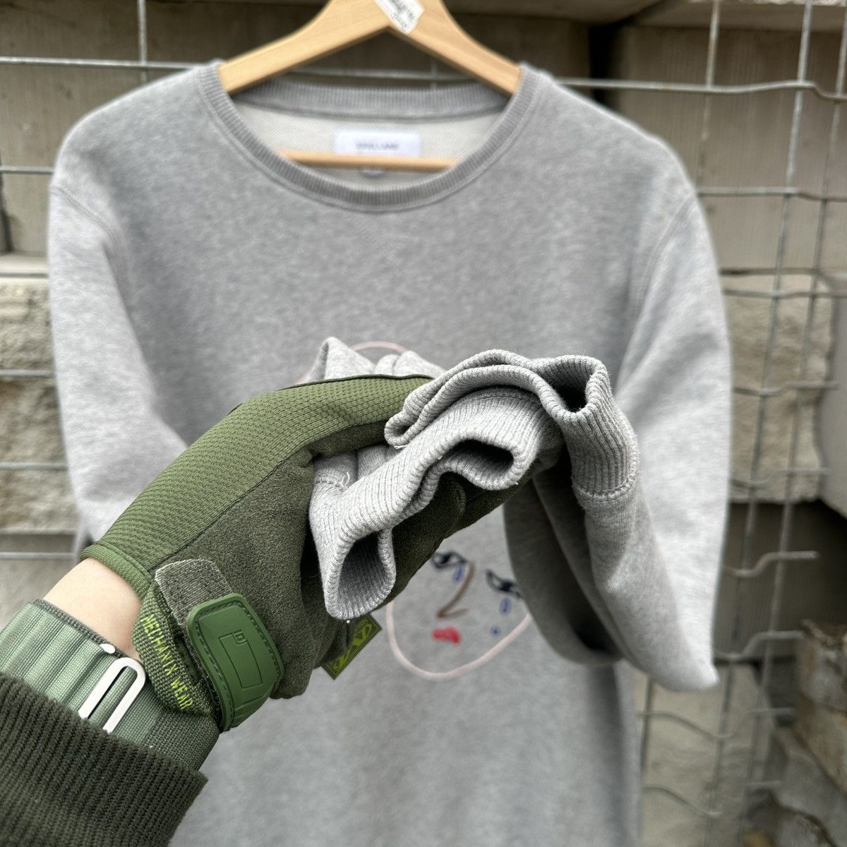 Japanese Brand Soulland Crying Faces Sweatshirt M Crewneck Grey Embroidery Size US M / EU 48-50 / 2 - 6 Thumbnail
