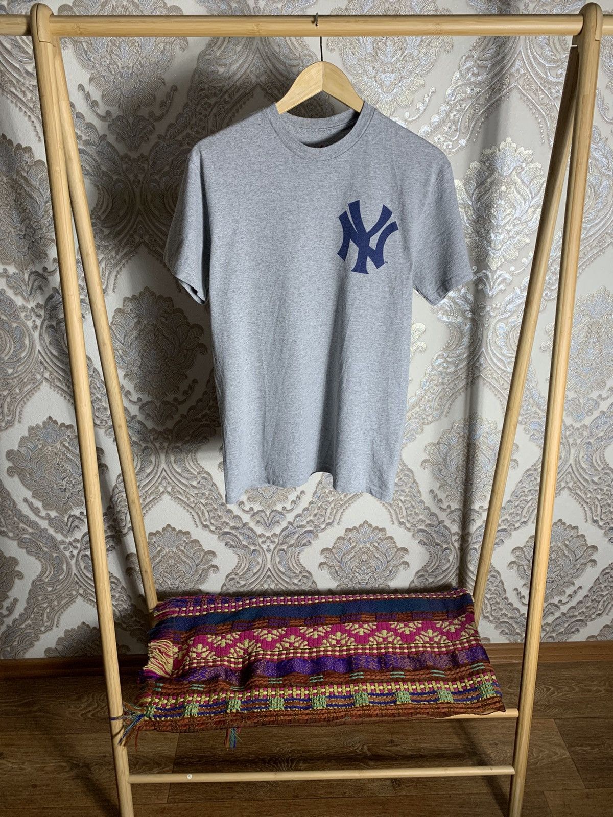 Majestic VINTAGE MAJESTIC NEW YORK YANKEES MLB RETRO T-SHIRT Y2K 90s Size US M / EU 48-50 / 2 - 2 Thumbnail