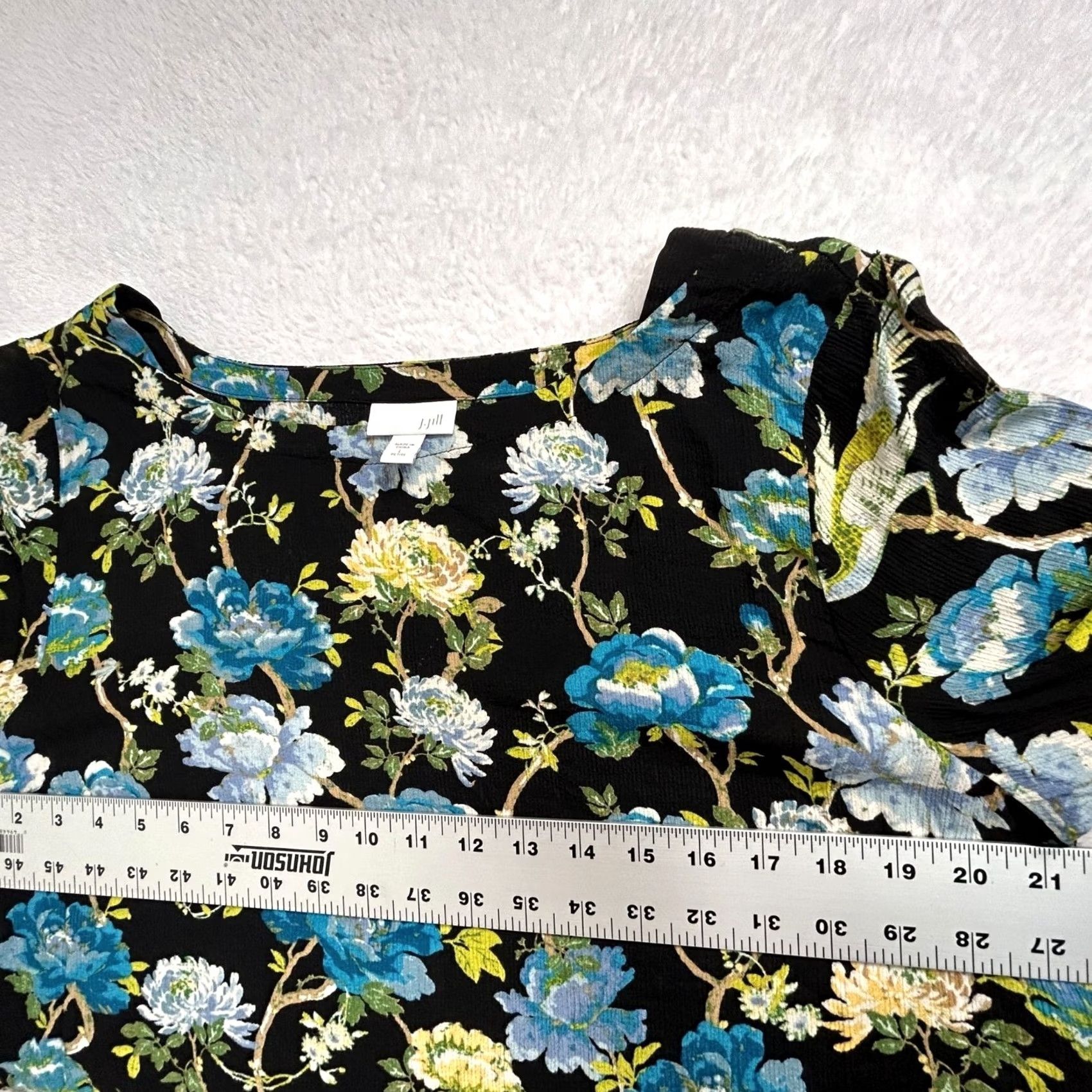 J. Jill J.Jill Womens Floral Print 3/4 Sleeve Rayon Blouse Top Large Petite Black Blue Size L / US 10 / IT 46 - 7 Thumbnail