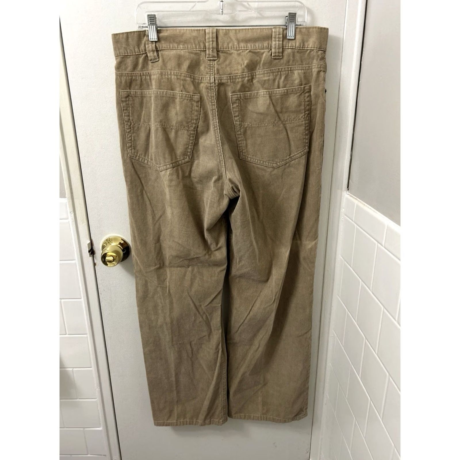 Eddie Bauer Eddie Bauer Corduroy Pants Mens 36x30 Tan Khaki Straight Leg Regular 5-Pocket YKK Button Fall Winter Spring Mens Size US 36 / EU 52 - 7 Thumbnail
