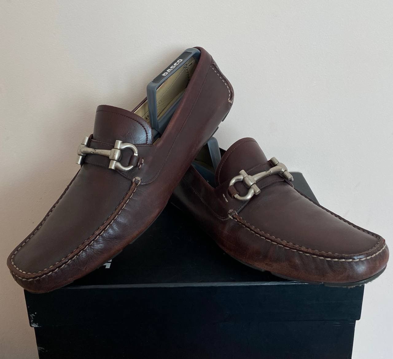 Salvatore Ferragamo Salvatore Ferragamo Brown Leather Horse Bit Driving Loafers Size US 11 / EU 44 - 1 Thumbnail