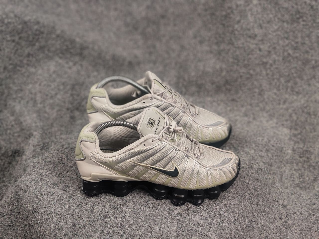 Nike Nike Shox TL Light Bone Off Noir-Olive Sneakers Vintage Y2K Size US 7.5 / IT 37.5 - 1 Thumbnail