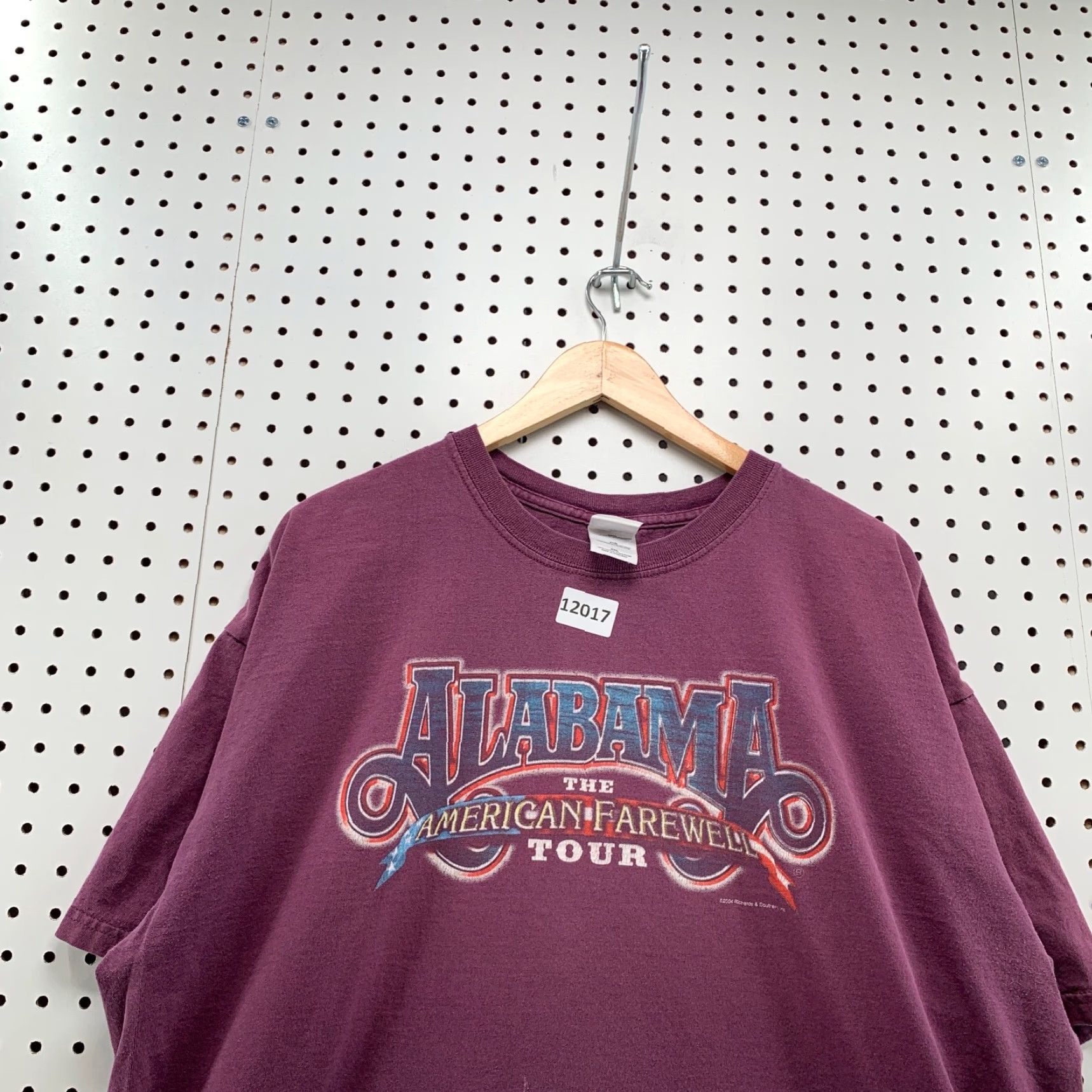 Gildan VINTAGE Alabama Shirt 2XL Adult Maroon The American Farewell Tour Country Shirt Regular Red Graphic Print Mens and Womens Size US XXL / EU 58 / 5 - 5 Thumbnail