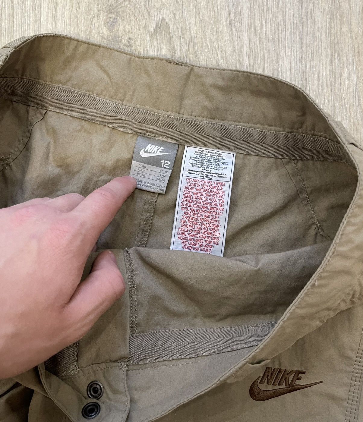 Nike Vintage Nike Cargo Capri Pants – Olive Green – Size 28–29 Size US 29 - 3 Thumbnail