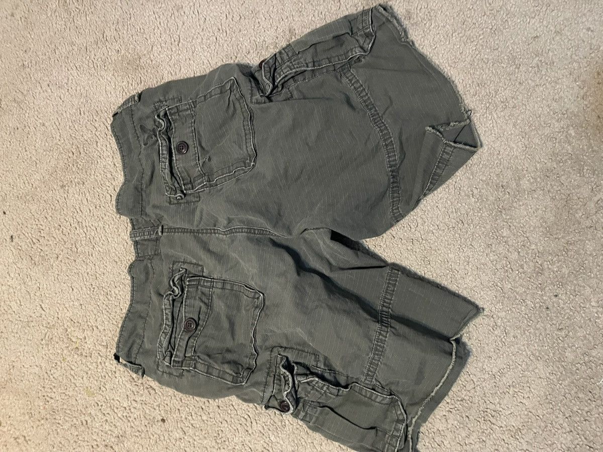 American Eagle Outfitters Dark green cargo shorts Size US 36 / EU 52 - 3 Thumbnail