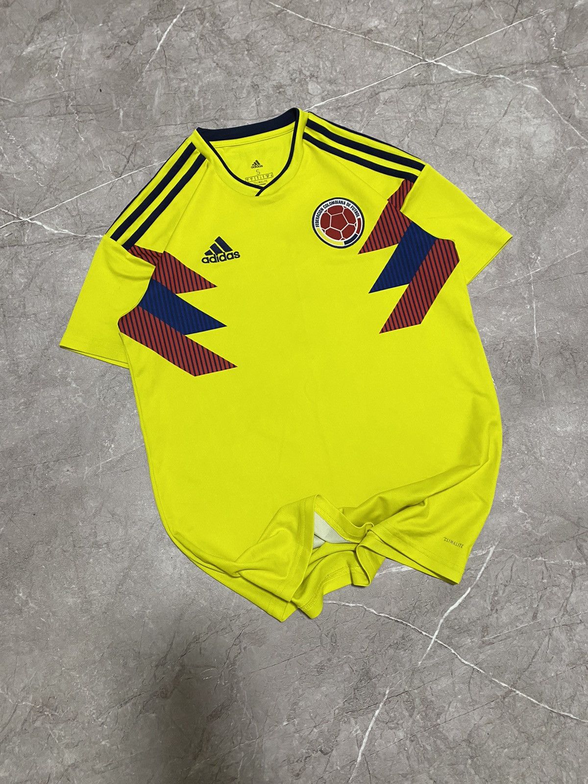 Adidas Adidas Colombia 2018-2019 Home Football Soccer Jersey Y2K Size US S / EU 44-46 / 1 - 1 Thumbnail