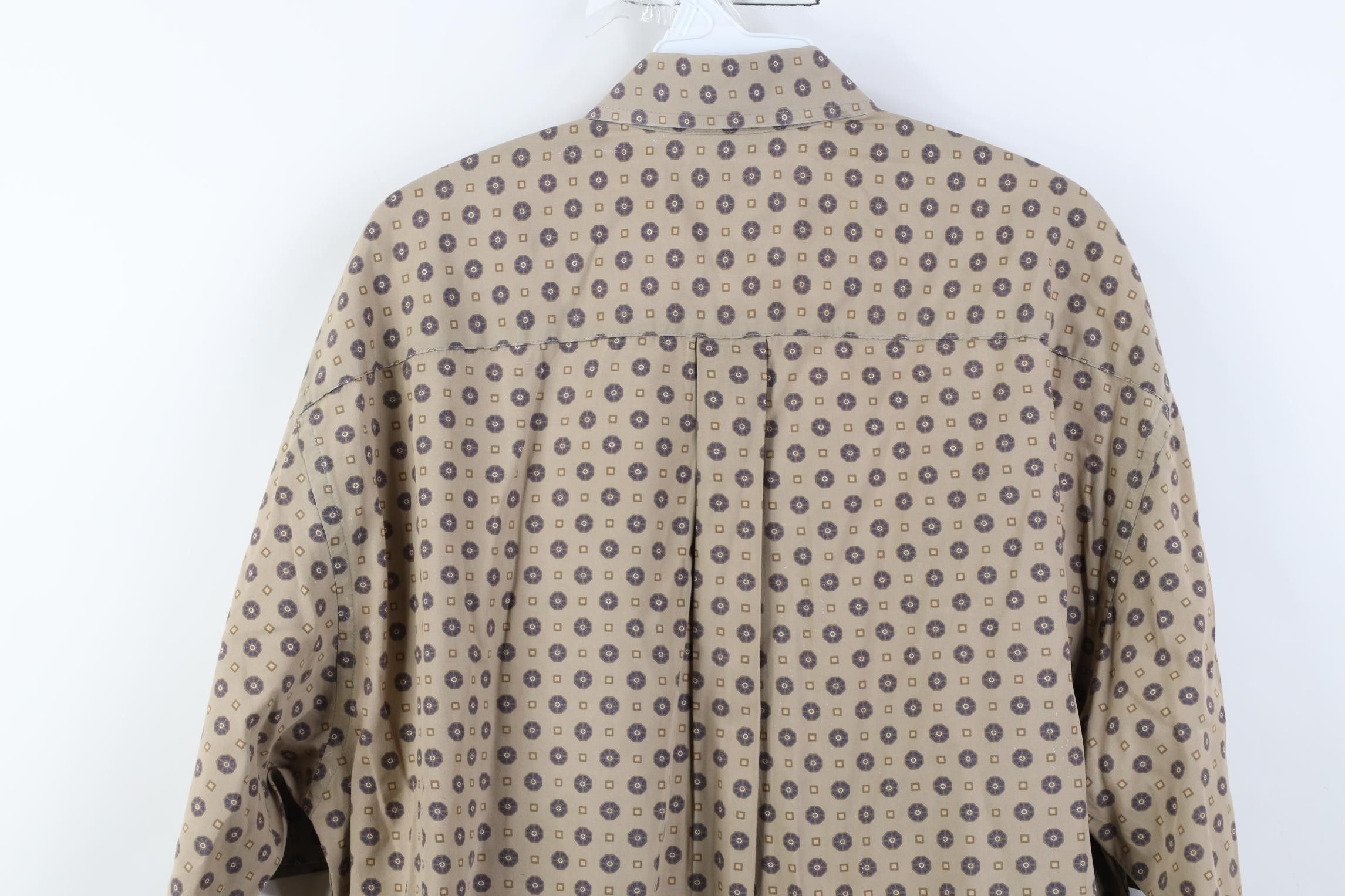 Vintage Vintage 90s Streetwear Baggy Fit Collared Button Shirt Size US M / EU 48-50 / 2 - 14 Thumbnail