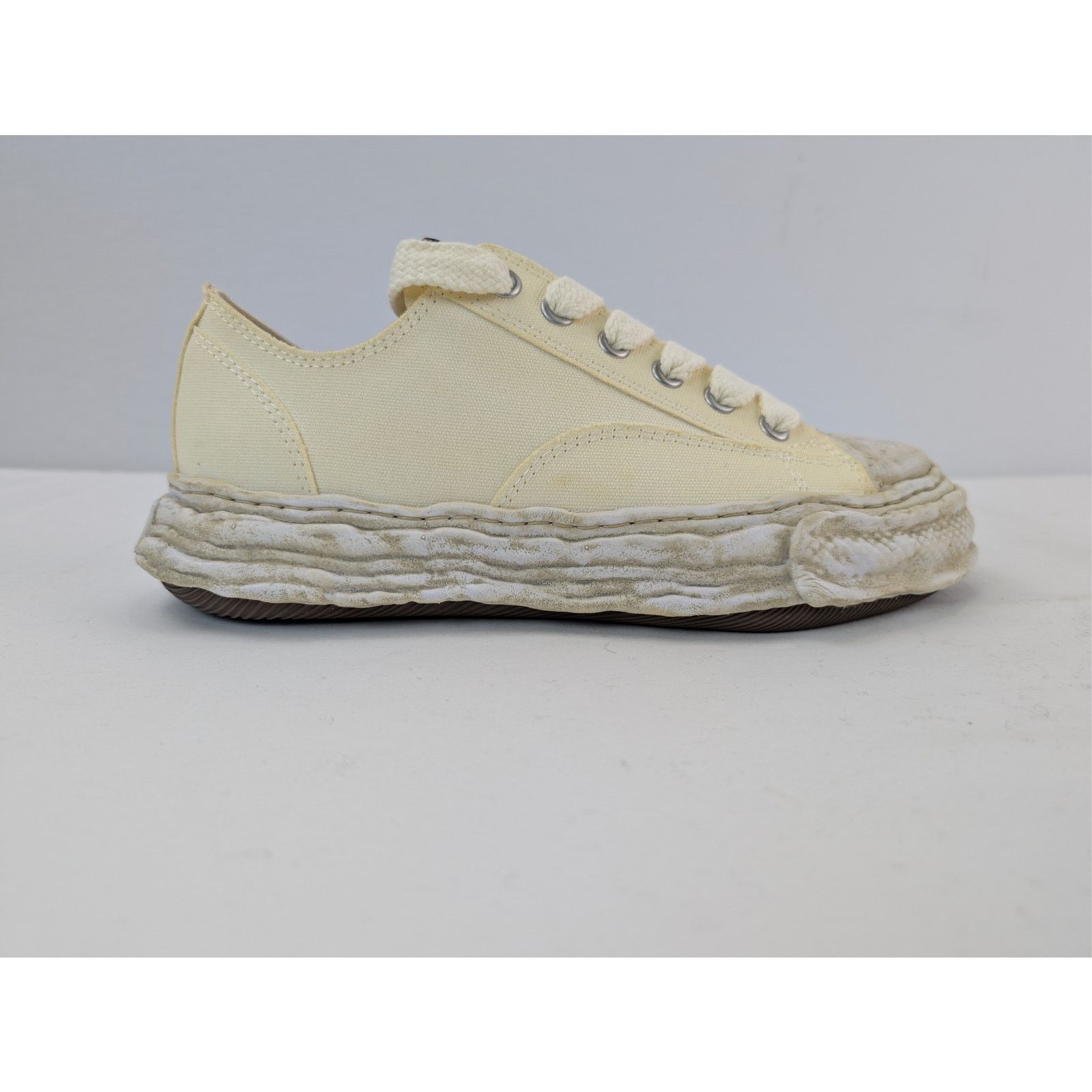 Maison MIHARA YASUHIRO o1rshd1 Peterson 23 OG Sole Canvas Low-Top Sneaker in White Size US 8 / EU 41 - 4 Thumbnail
