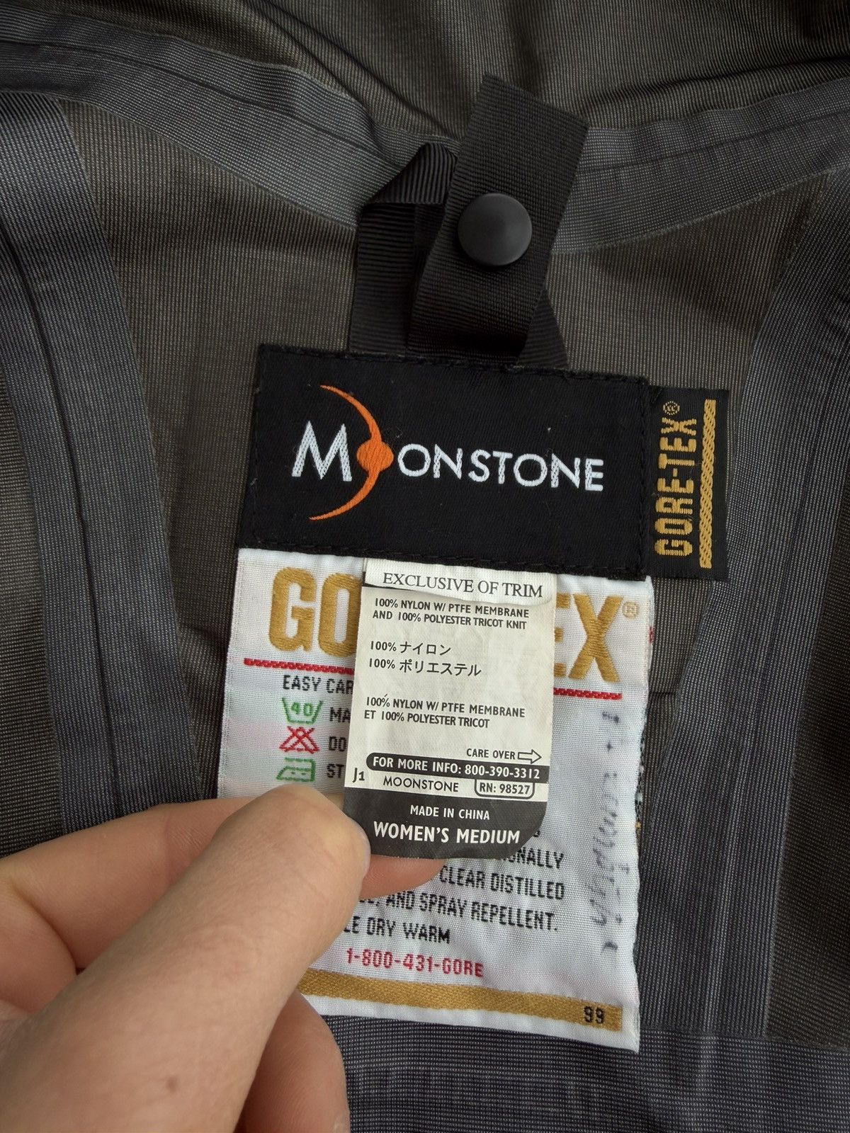 Other Moonstone Gore-Tex Jacket Size M / US 6-8 / IT 42-44 - 10 Thumbnail