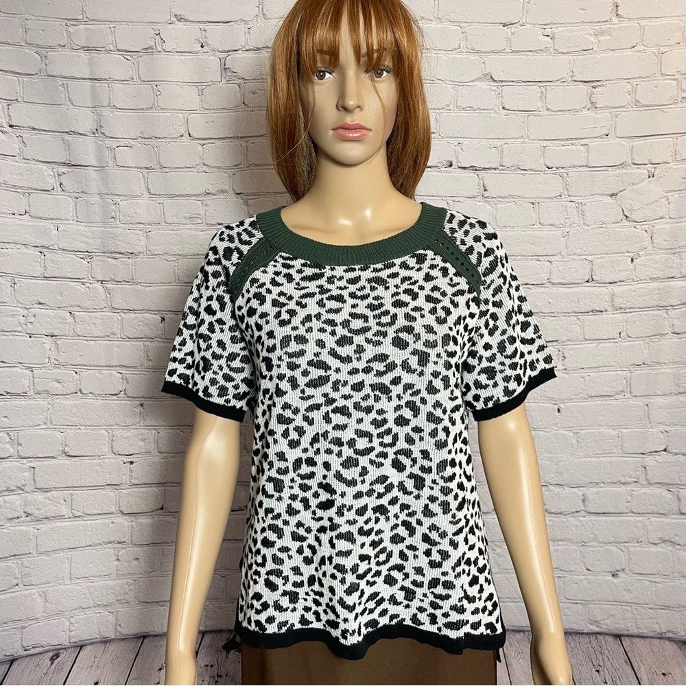 Other NWT New Lysse Lucy Animal Print Sweater Size S Size S / US 4 / IT 40 - 2 Thumbnail