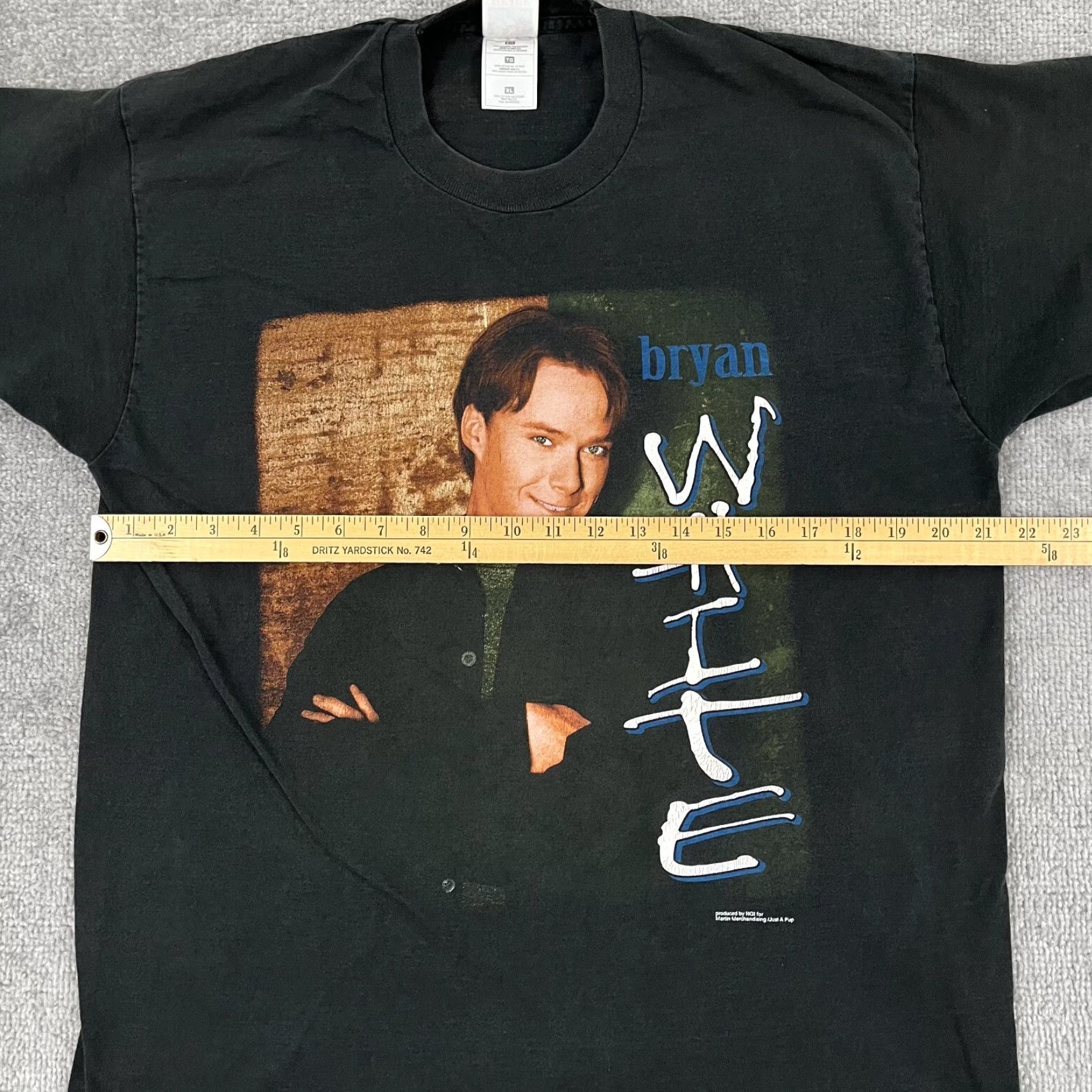 Fruit Of The Loom VINTAGE Bryan White Shirt Mens XL Faded Black Graphic Print Concert Tour 90s Size US XL / EU 56 / 4 - 7 Thumbnail