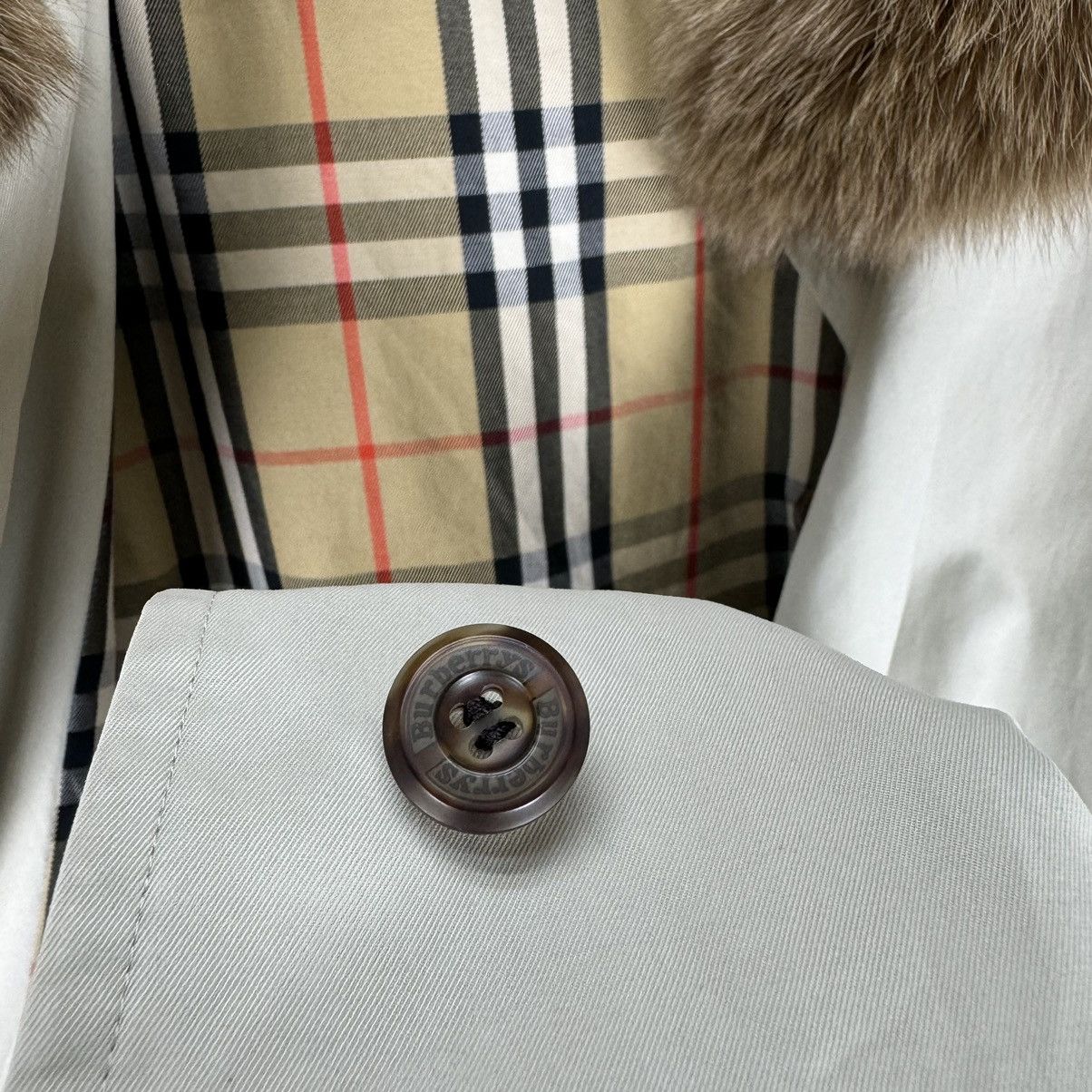 Burberry 🌟BURBERRY FUR HOODIE NOVA CHECK JACKET Size M / US 6-8 / IT 42-44 - 7 Thumbnail