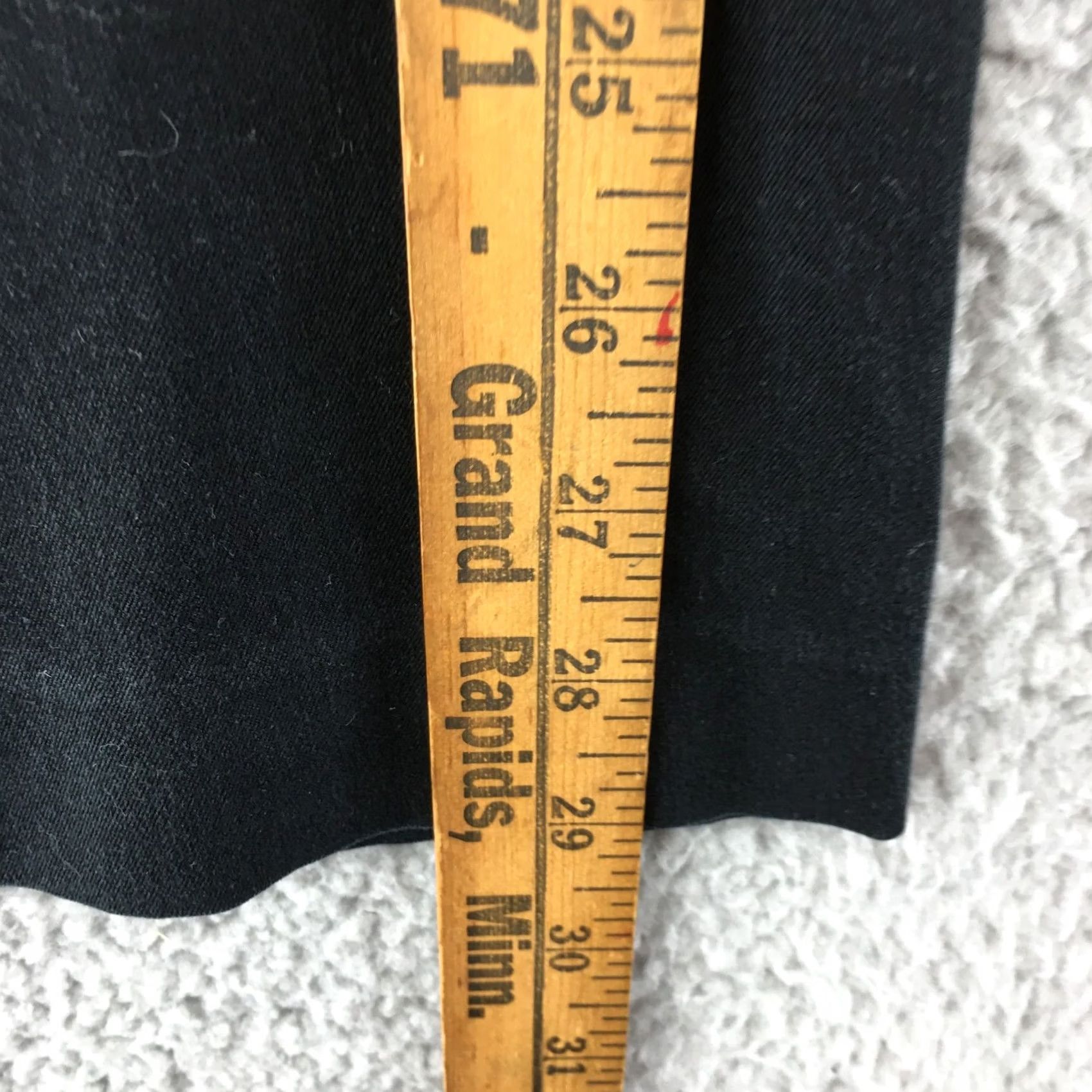 Eddie Bauer Eddie Bauer Chino Pants Womens 10 Black Straight Leg Flat Front Mid Rise Zip Fly Pants Size 32" / US 10 / IT 46 - 7 Thumbnail