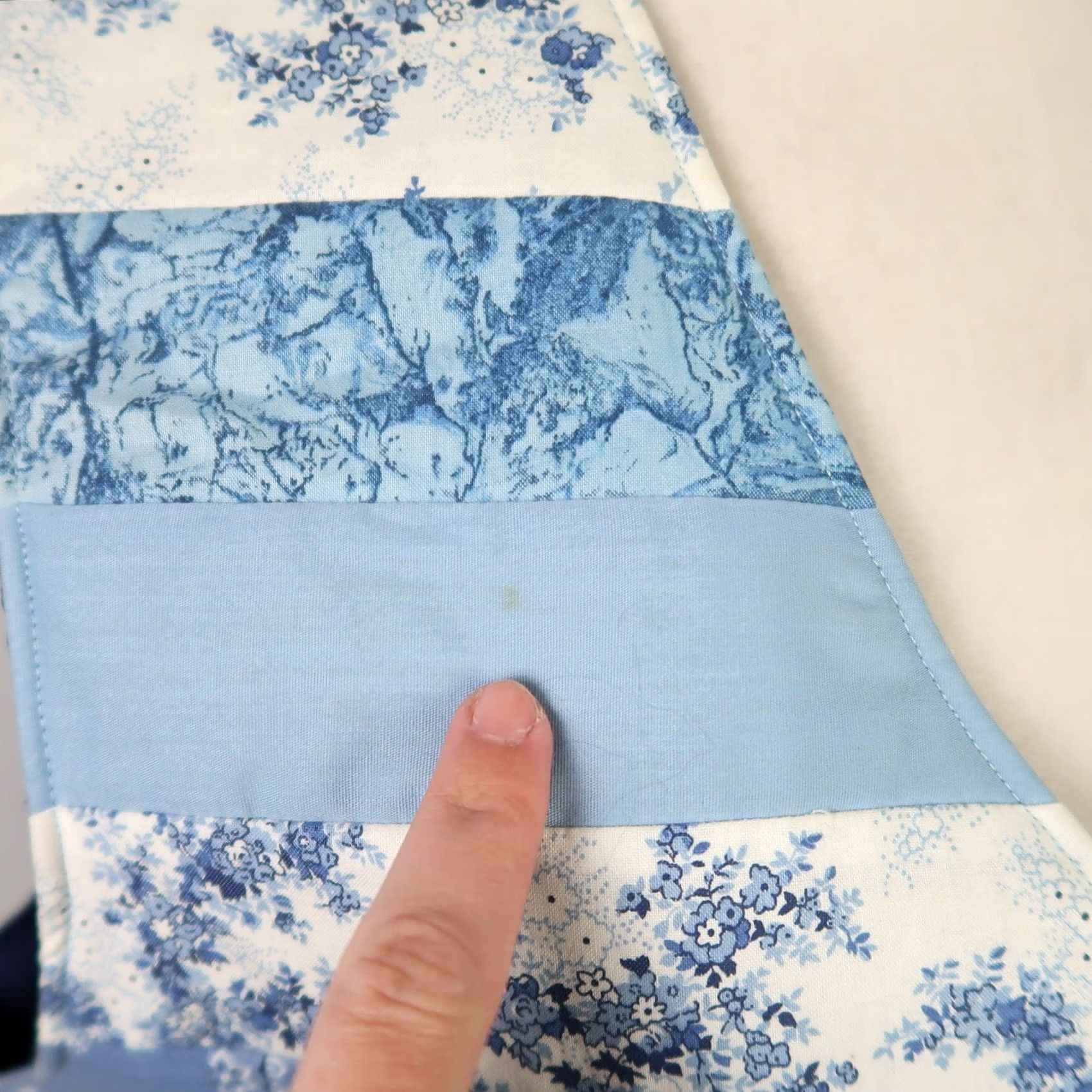 Vintage VINTAGE Vest Womens XL Blue mixed floral print quilted teddy bear Size XL / US 12-14 / IT 48-50 - 7 Thumbnail