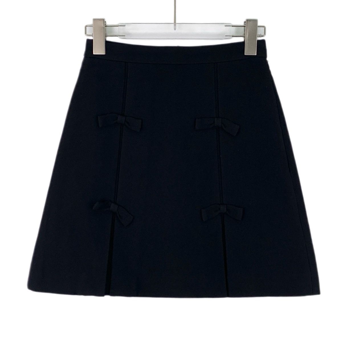 Miu Miu Miu Miu Black Bow Casual Mini Skirt K26WX Size 25" / US 0 / IT 36 - 1 Thumbnail