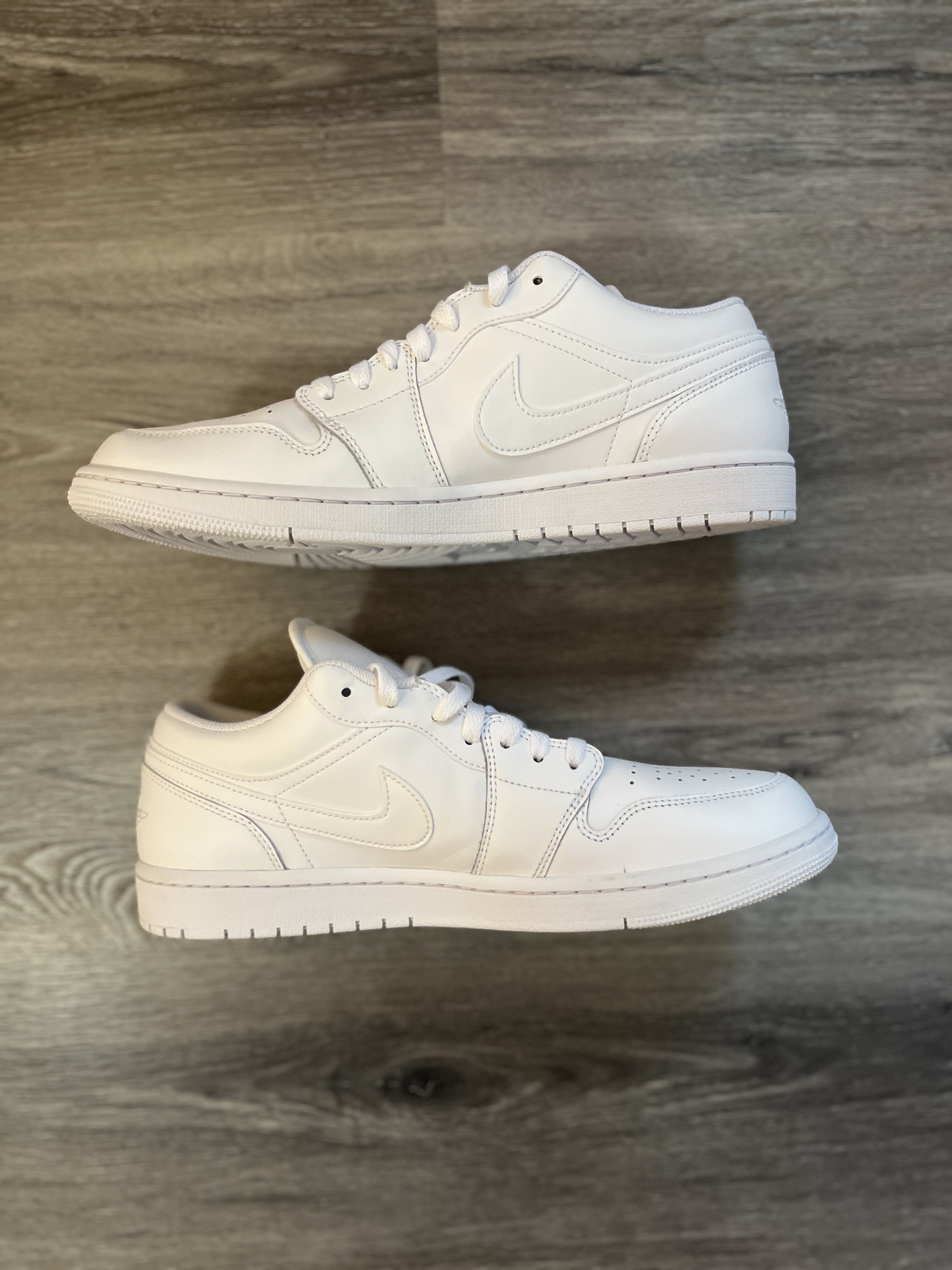 Jordan Brand Jordan 1 Low Triple White Size US 12 / EU 45 - 2 Thumbnail