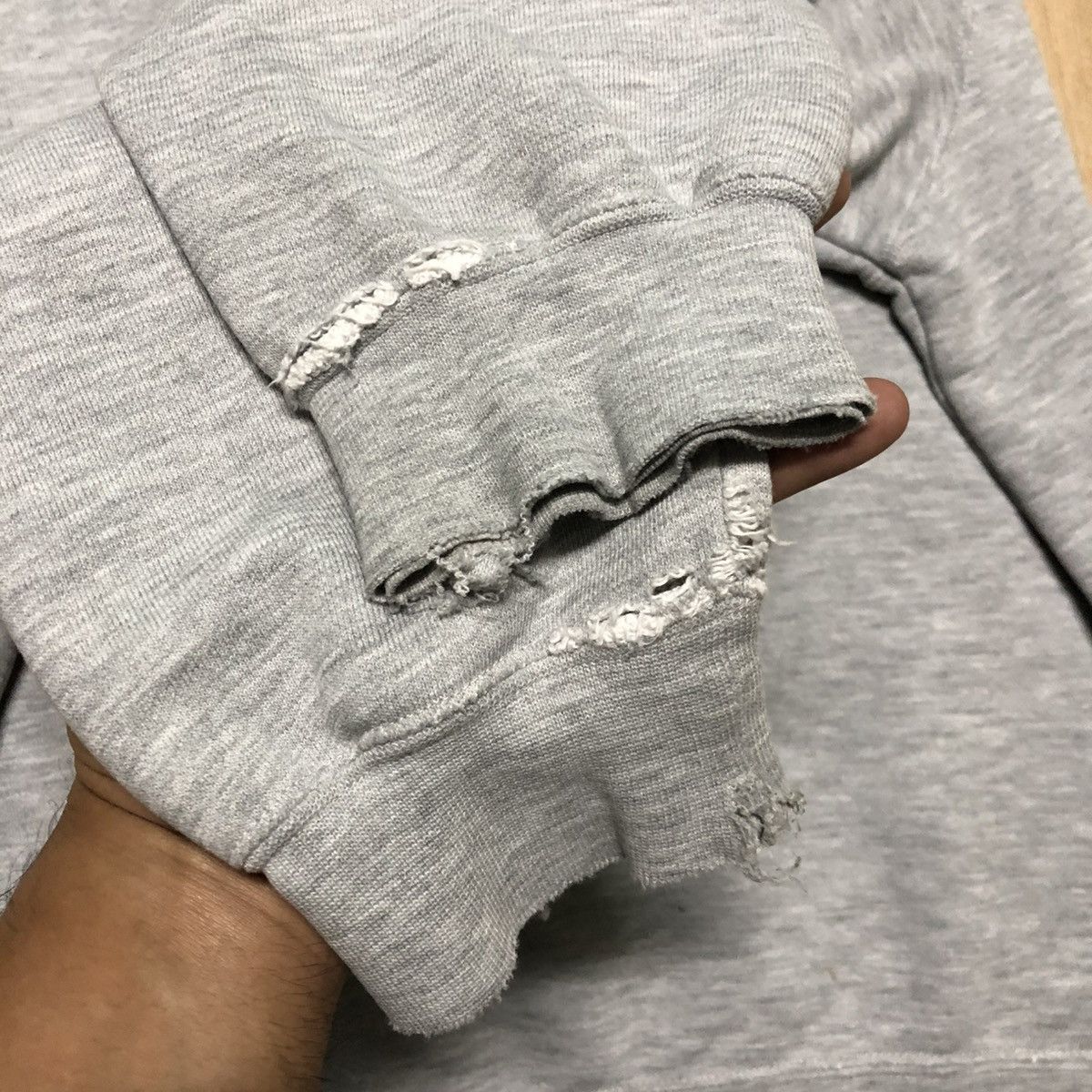 Nike Vintage Nike Swoosh Distressed Hoodie Sweatshirt Size US L / EU 52-54 / 3 - 9 Thumbnail