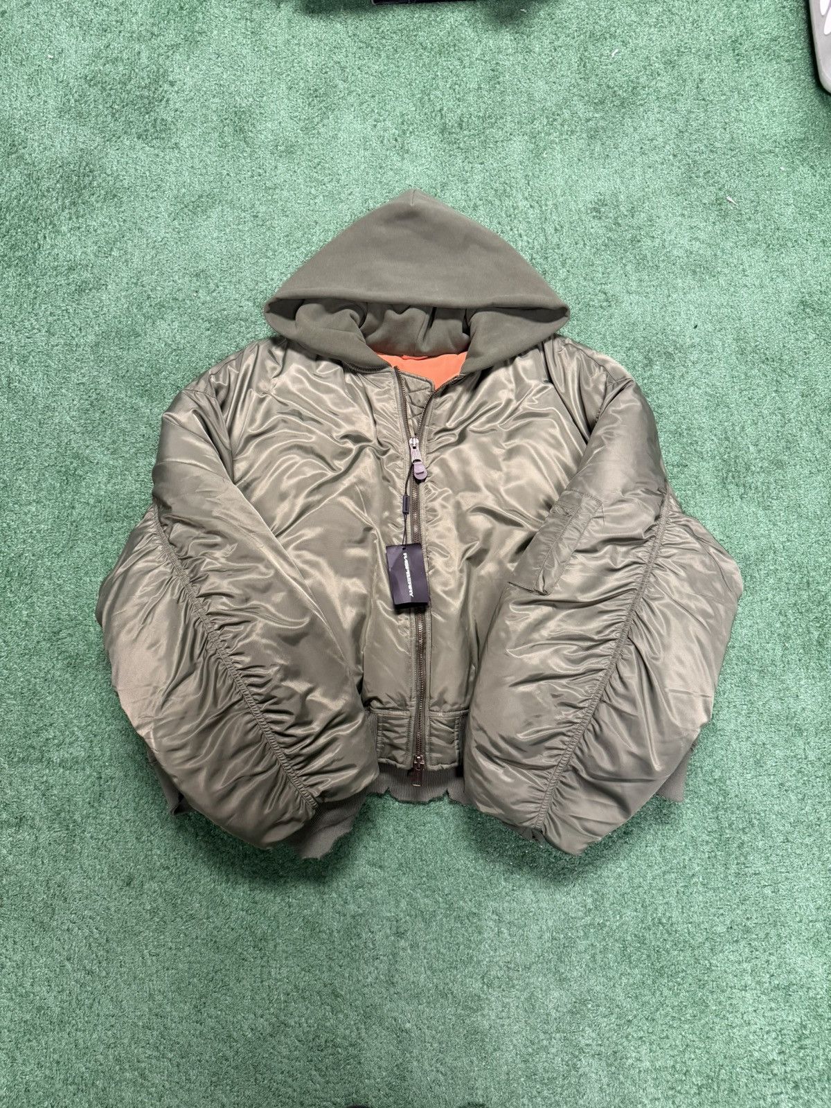 The gv gallery military bomber