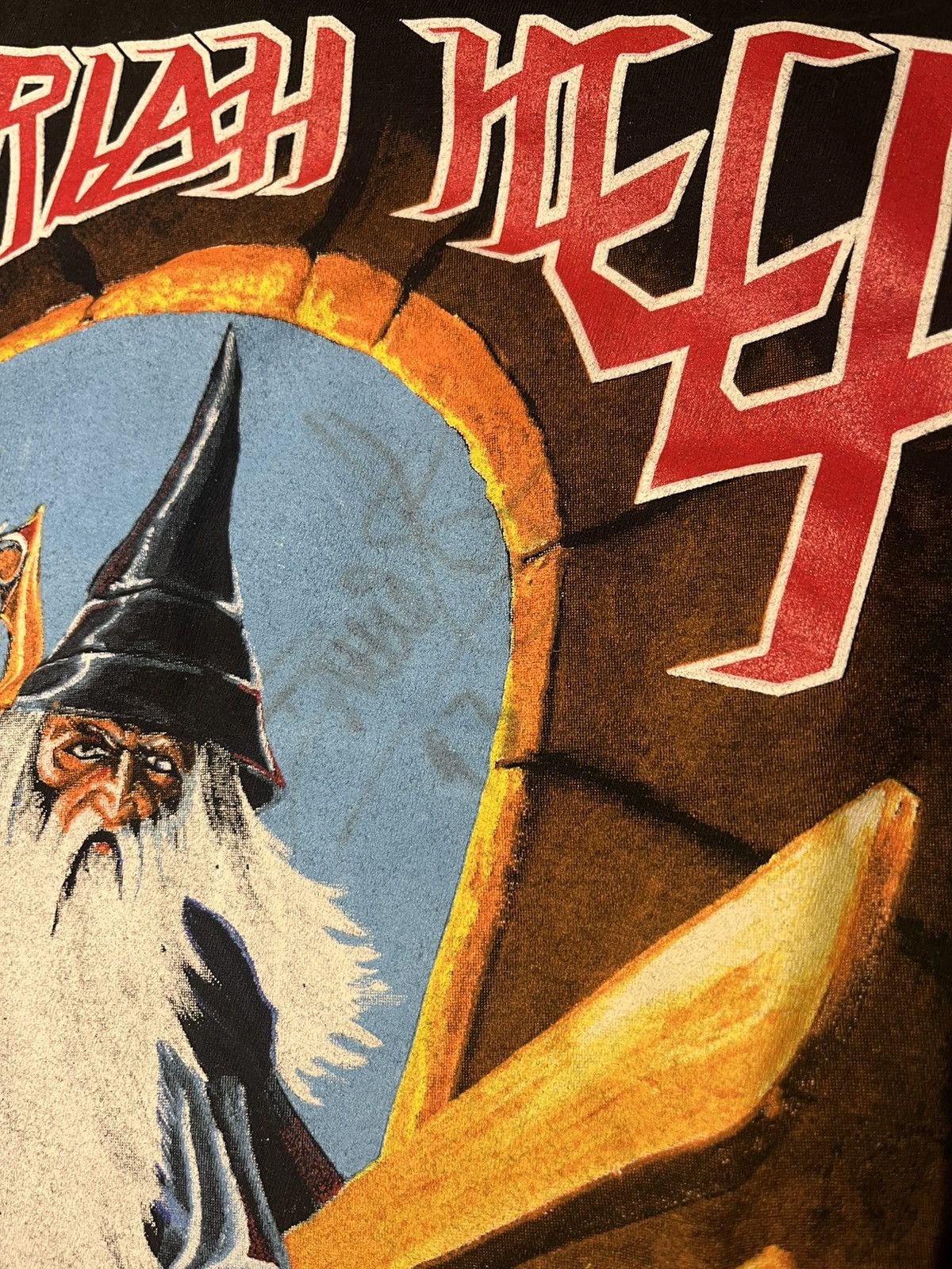 Hanes RARE Signed Uriah Heep Vintage Rock Tee - Legend Size US XL / EU 56 / 4 - 4 Thumbnail