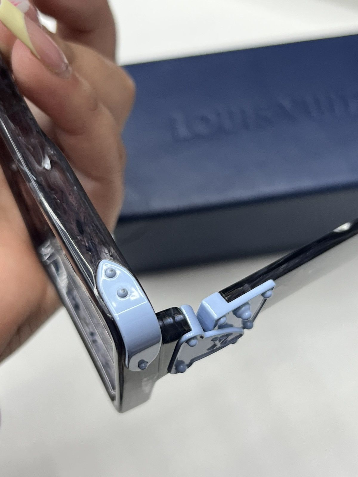 Louis Vuitton Louis Vuitton Dayton Glasses Size ONE SIZE - 13 Thumbnail