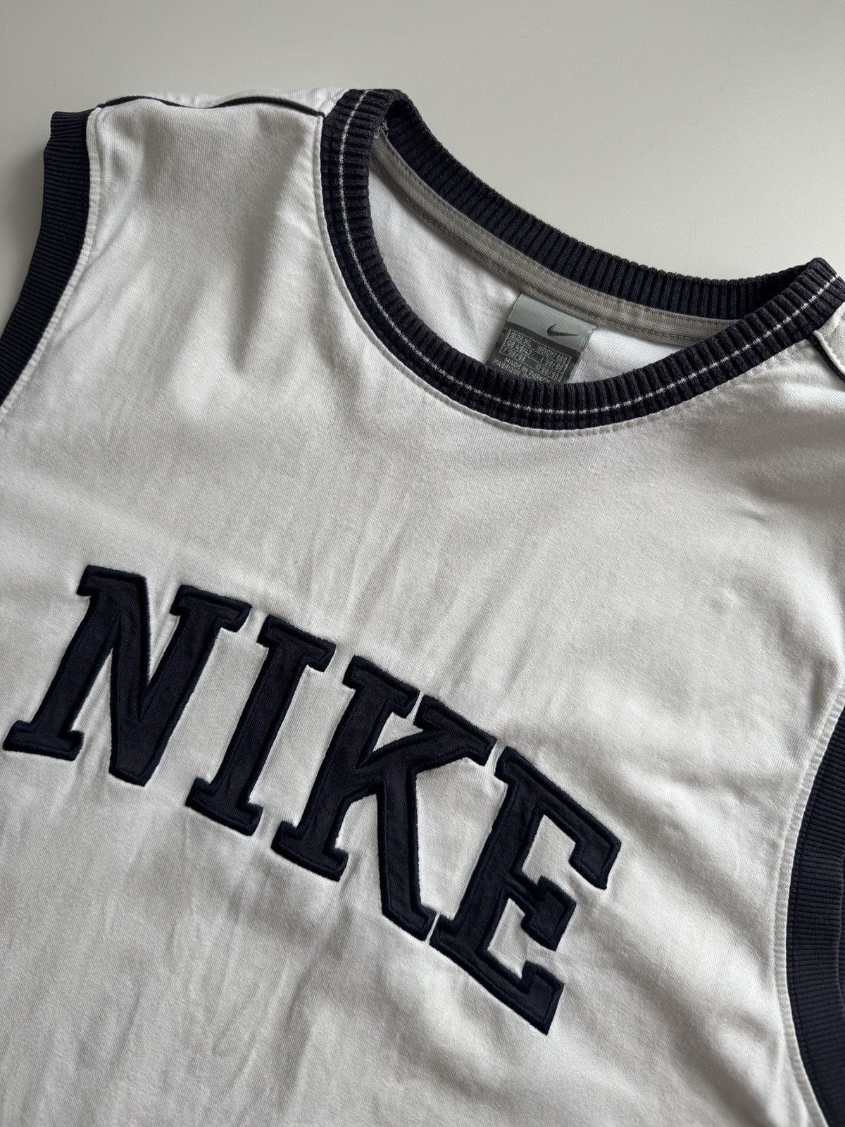 Nike Vintage 00s Nike big logo Sleeveless Tank Top Size US XL / EU 56 / 4 - 4 Thumbnail