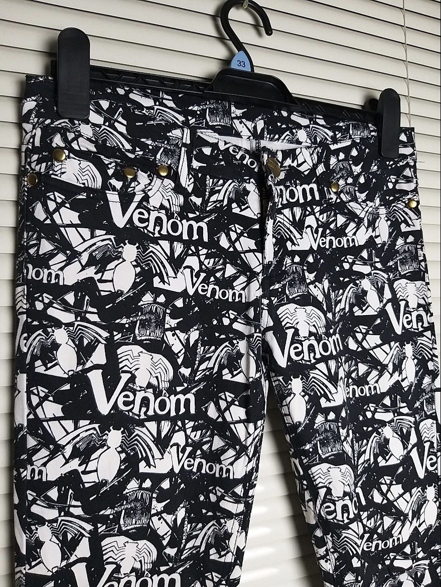 Marvel Comics GRAIL💥VENOM"MARVEL COMICS"FULL PRINT SKINNY PANT Size US 30 / EU 46 - 1 Thumbnail