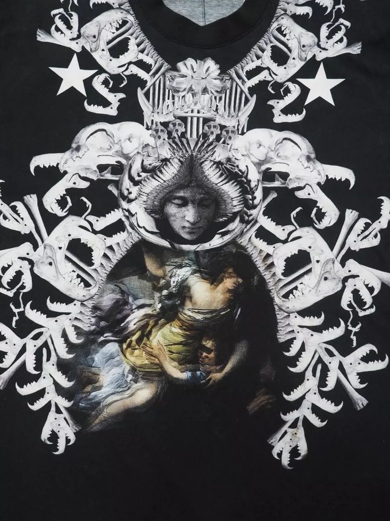 Givenchy Givenchy Black oil painting Virgin Angel short-sleeved shir Size US L / EU 52-54 / 3 - 4 Thumbnail